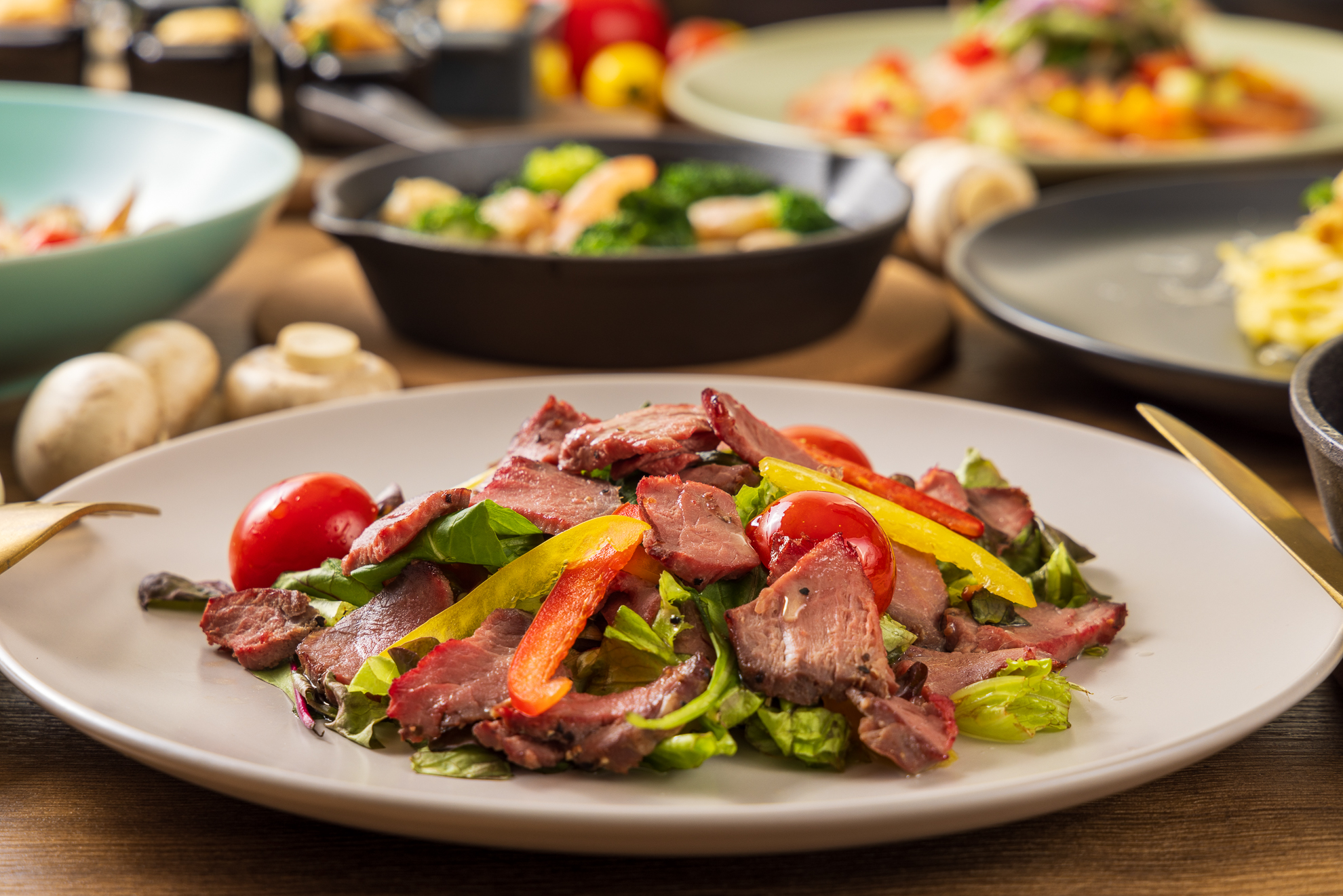 ローストビーフサラダ　※メニュー 一例