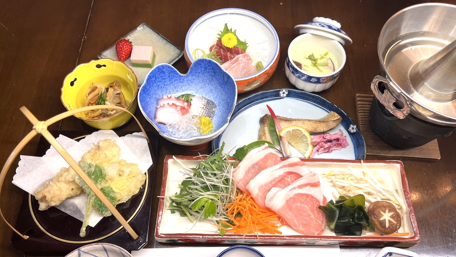 【2食付】梅屋会席◆メインは茨城のブランド豚「味麗豚」を使用◆地元食材を使った地産会席
