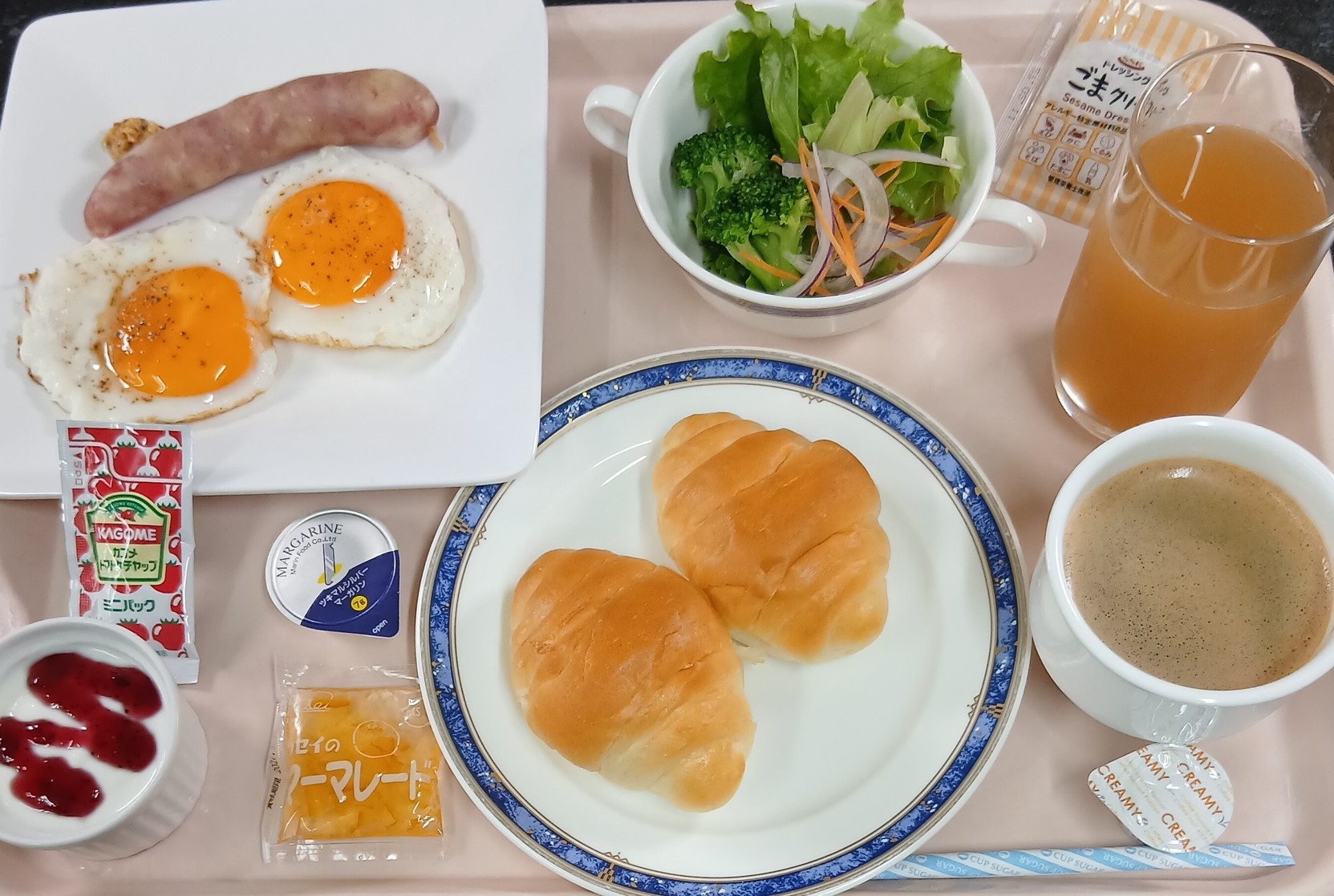 【朝食：洋定食】季節のお料理と温泉でごゆっくり♪夕朝食付プラン