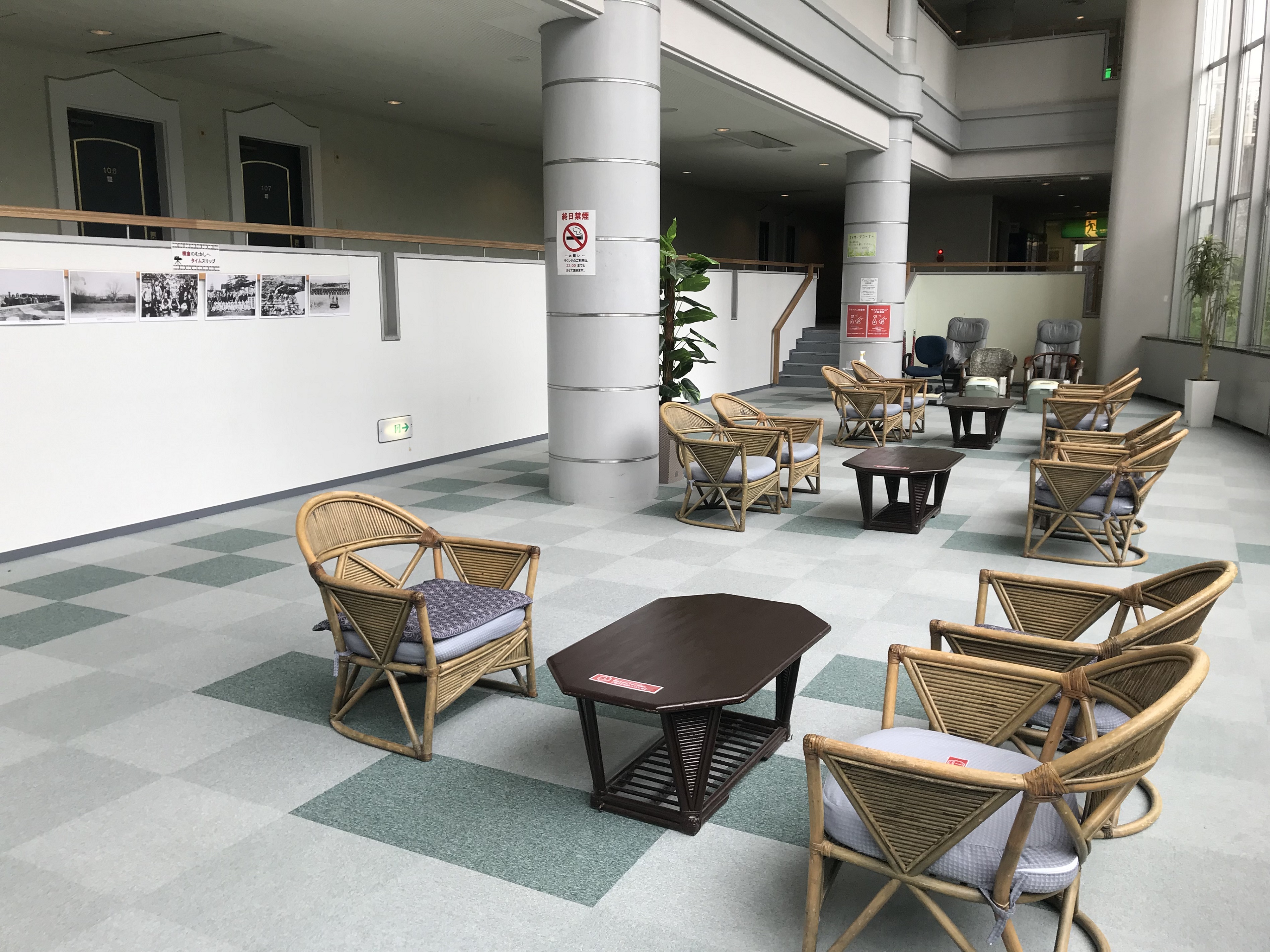 ホテル棟ラウンジ