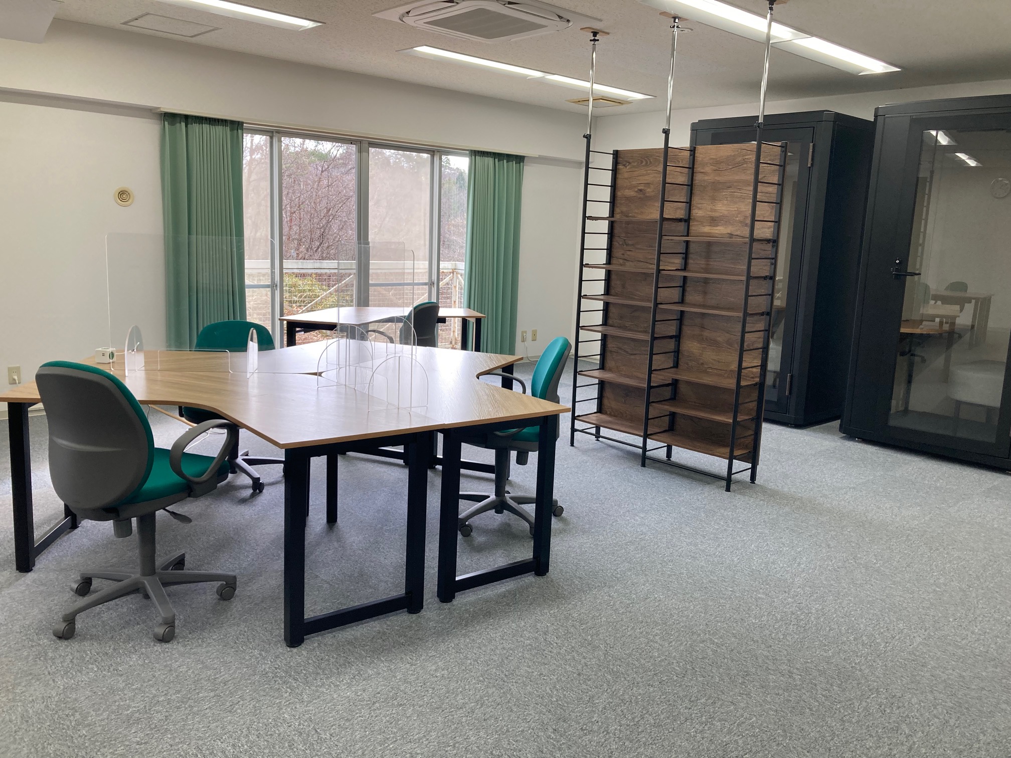 テレワークルーム