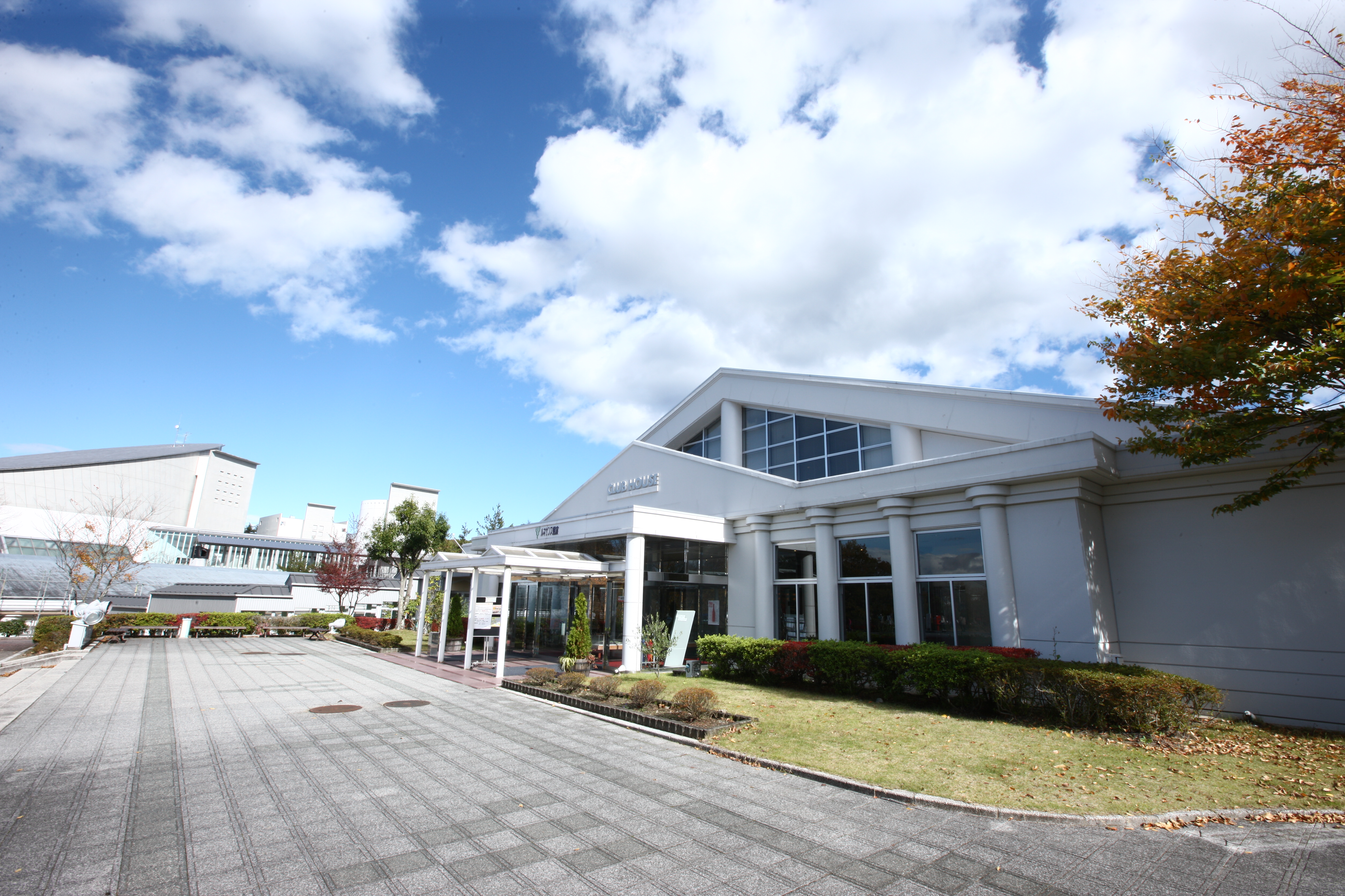 クラブハウス入口