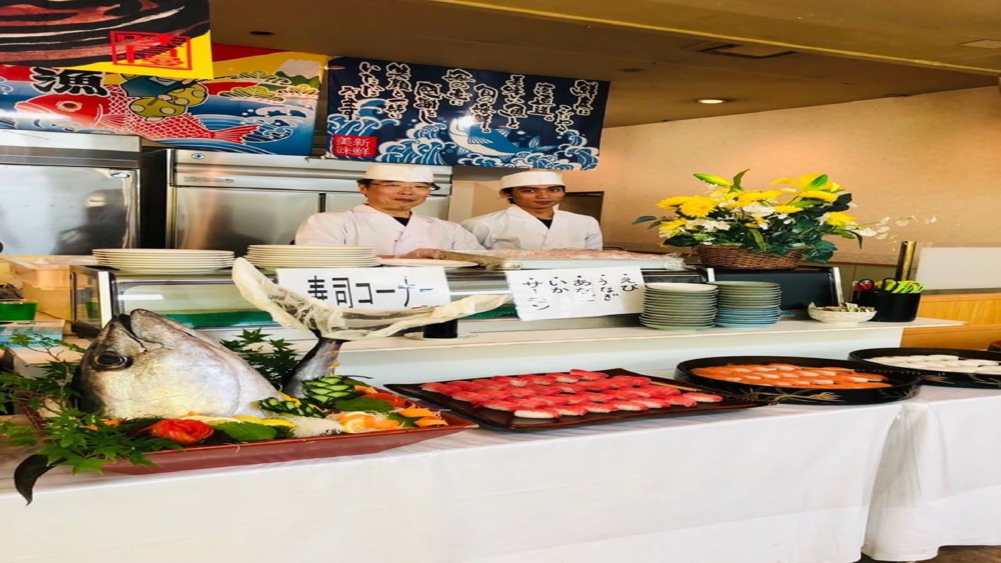 当館人気No１焼きたてステーキやズワイガニなど約50種類のあさくらうまかもんバイキング90分食べ放題