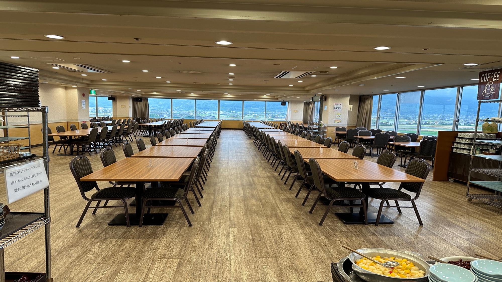 バイキング会場