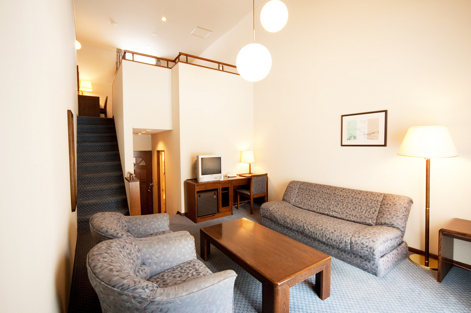 Tòa nhà ANNEX (Phòng Deluxe Suite)