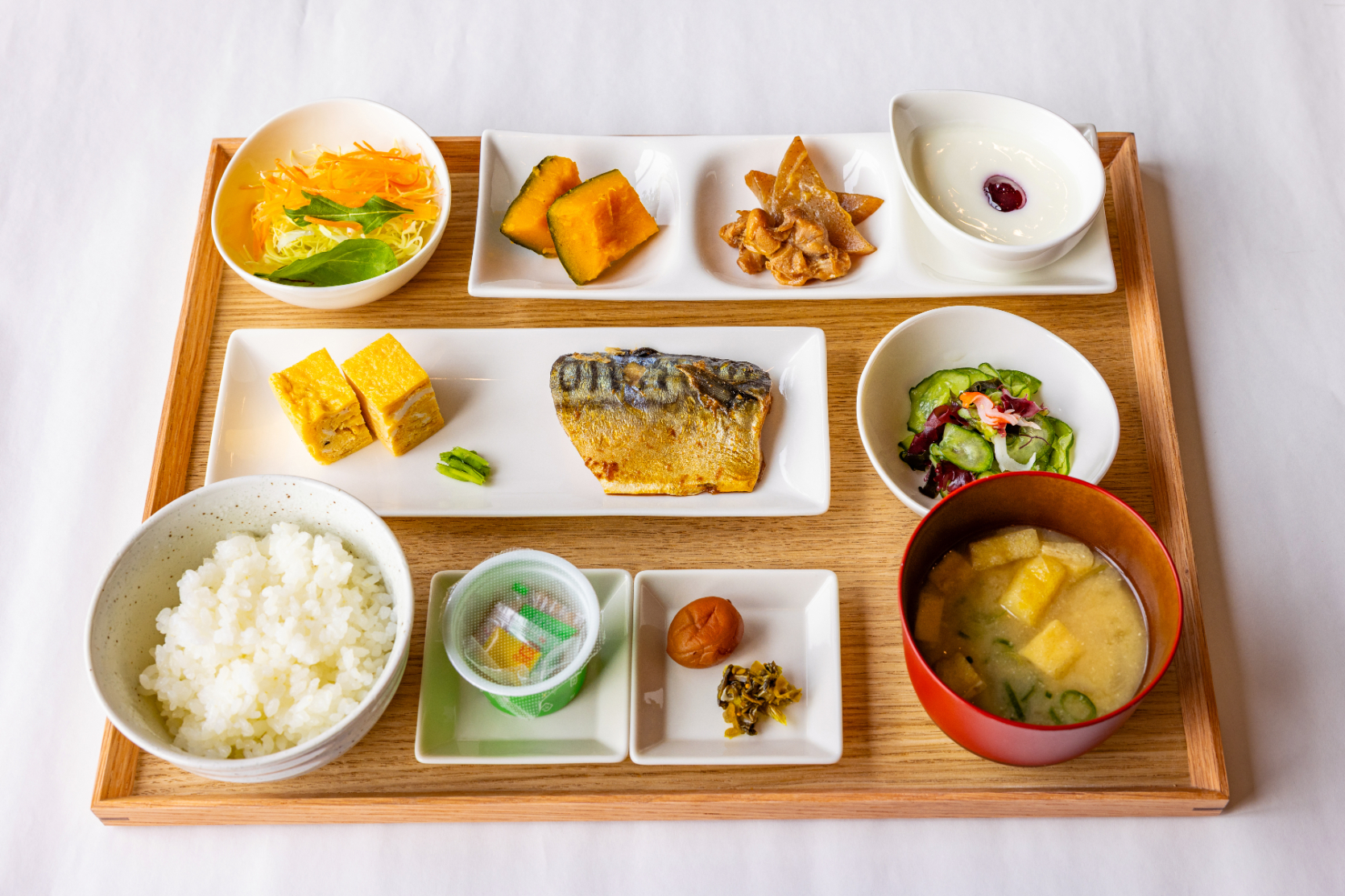朝食