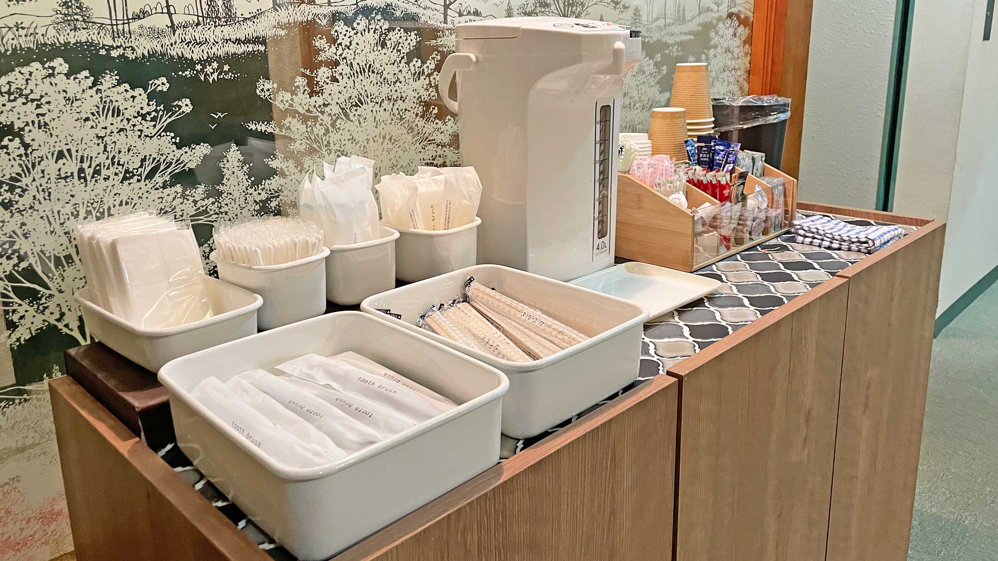 【フロントロビー】アメニティー・ウエルカムドリンク