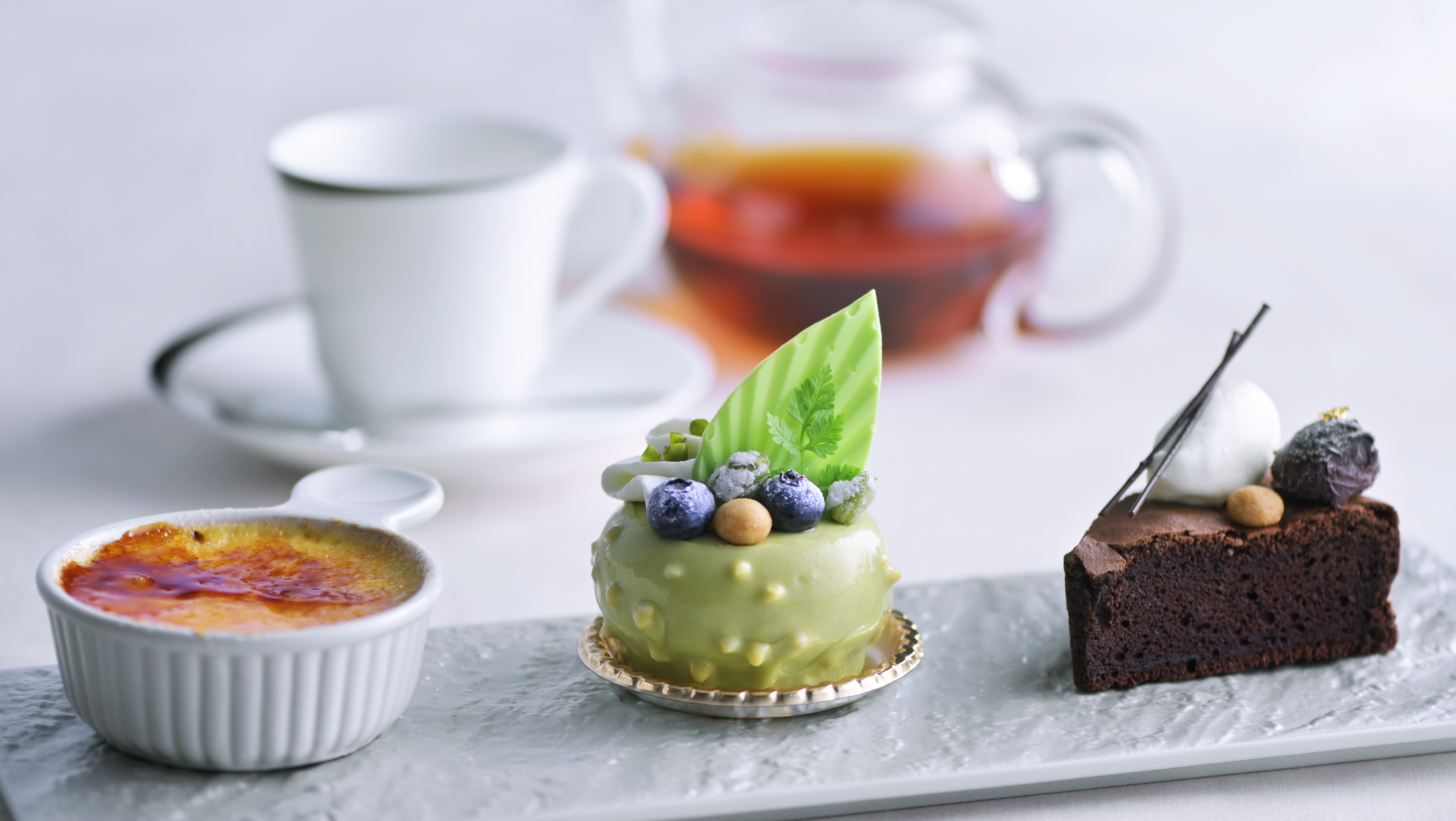 パティシエの真心と遊び心がいっぱい詰まったホテルメイドのオリジナルケーキ＆ドリンク