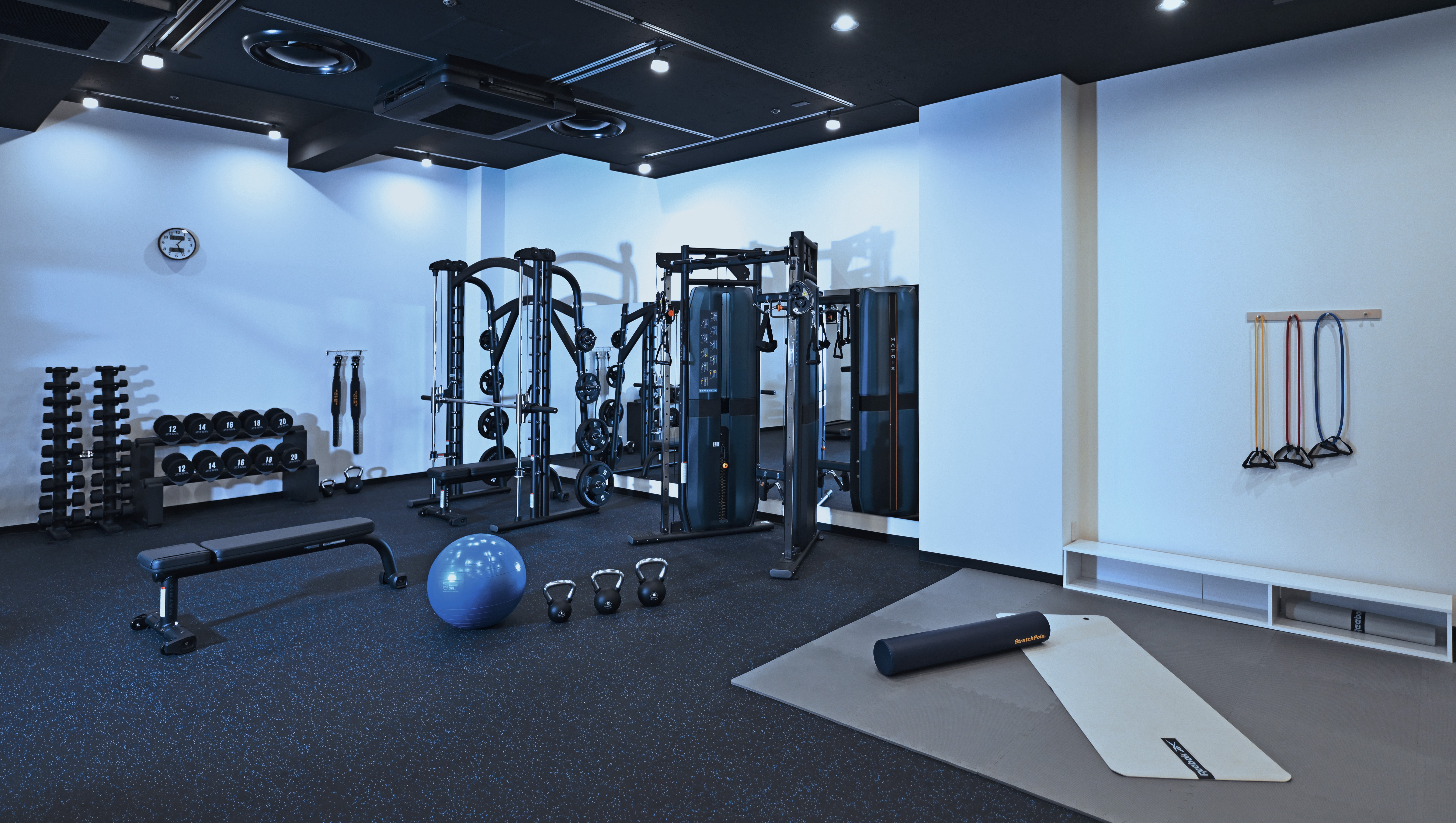 宿泊者限定フィットネスジム　5：00～24：00まで利用可能！