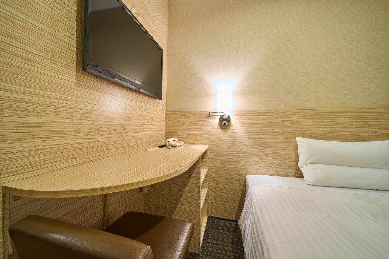 シングルA(12㎡ / ベッド幅140cm)