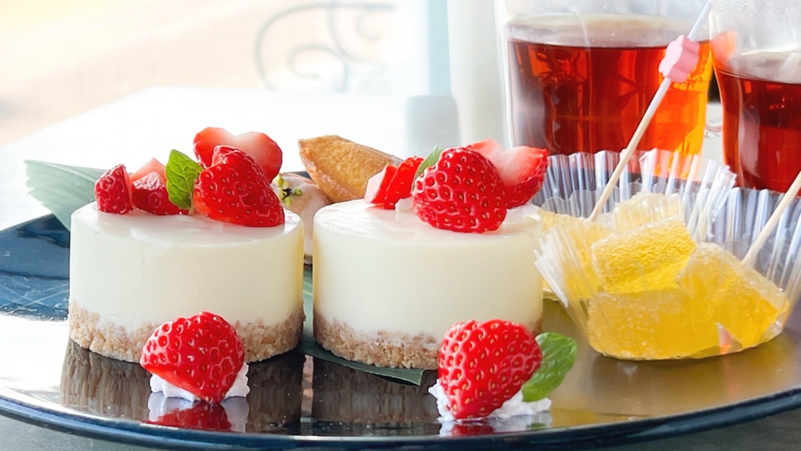【地元食材×スイーツ】パティシエこだわり♪季節のアフタヌーンティー付プラン　＜春限定◆1日5組様迄＞