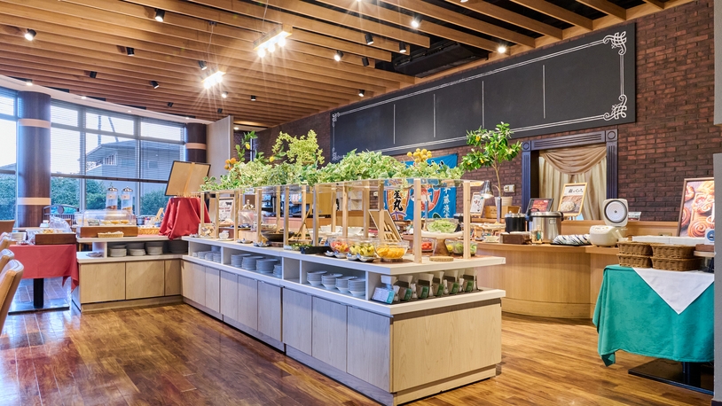 【紅ずわい蟹と旬の味覚】カニ食べ放題付きディナービュッフェ☆朝食ビュッフェで満腹２食付きプラン