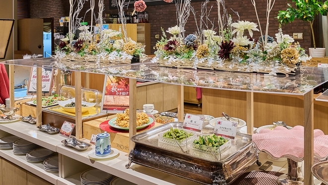 【夕食＆朝食付き】ディナービュッフェ付き★朝ごはんもビュッフェスタイルでお腹いっぱい！２食付き