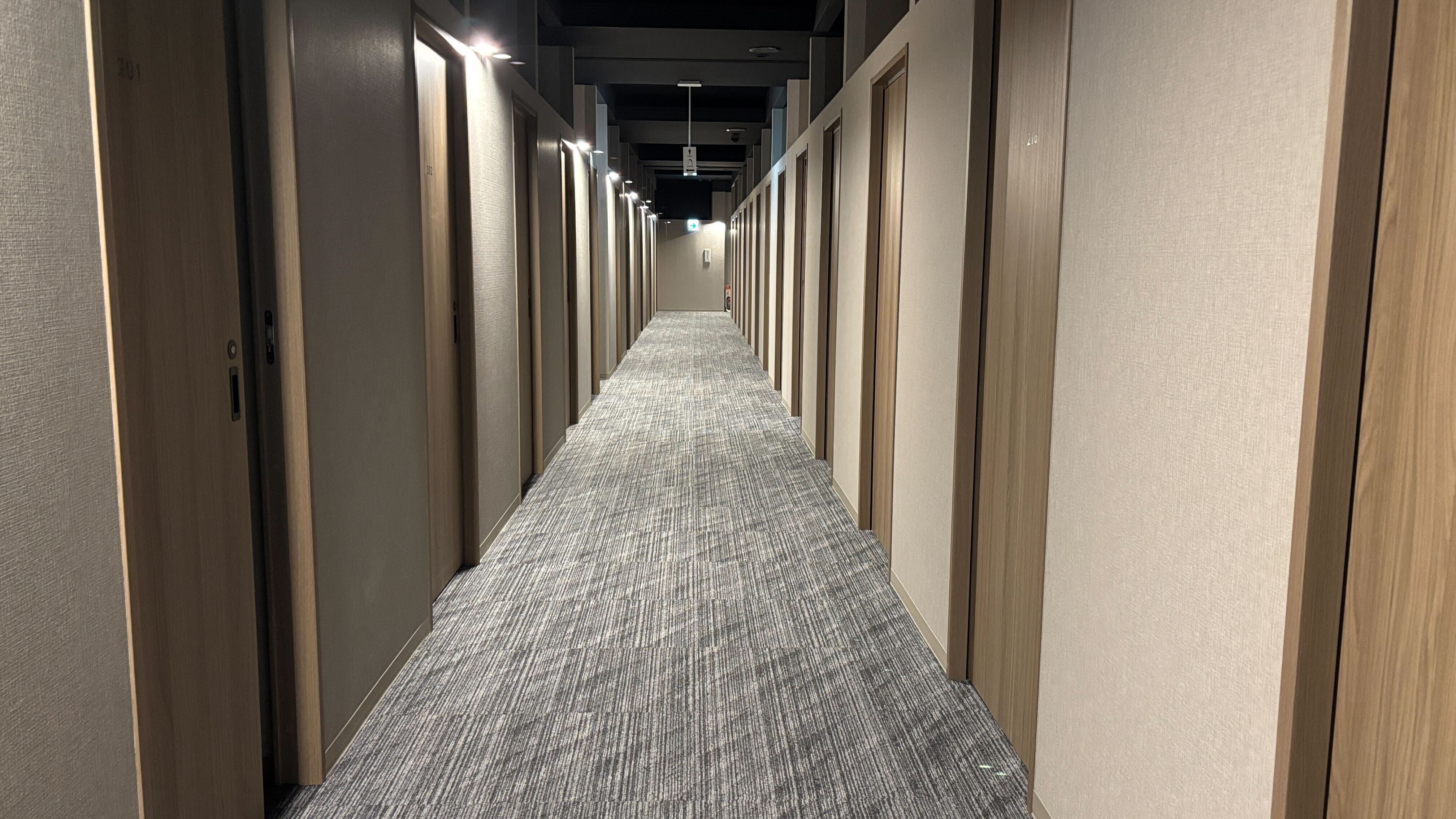 ビジネスキャビン（男性専用）禁煙