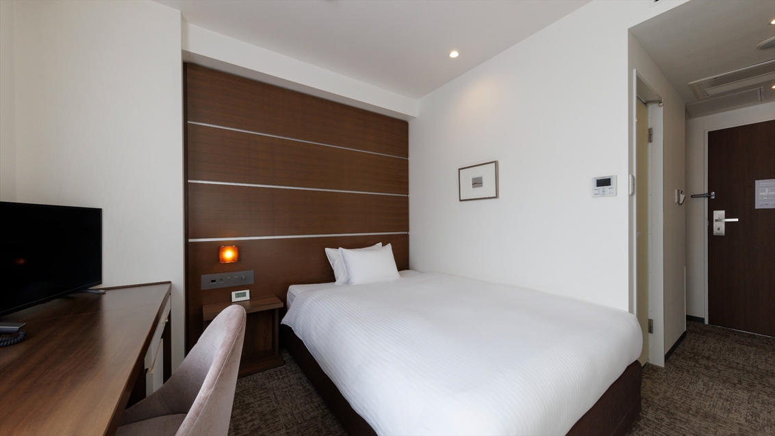 【スタンダードダブル（北館）16㎡】 ビジネスはもちろん観光にも使いやすいお部屋