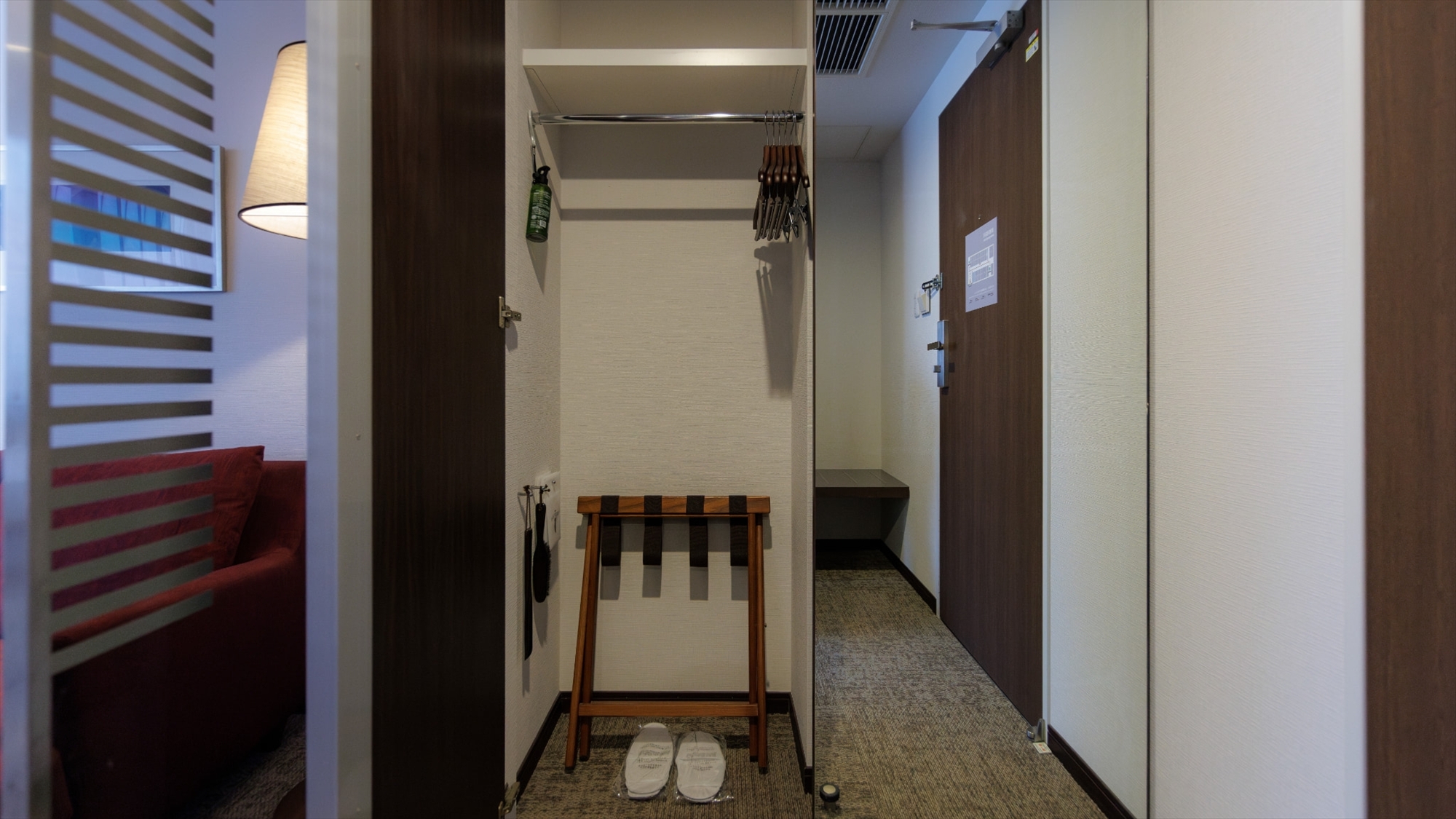 【デラックスダブル(北館) 33㎡】クローゼット