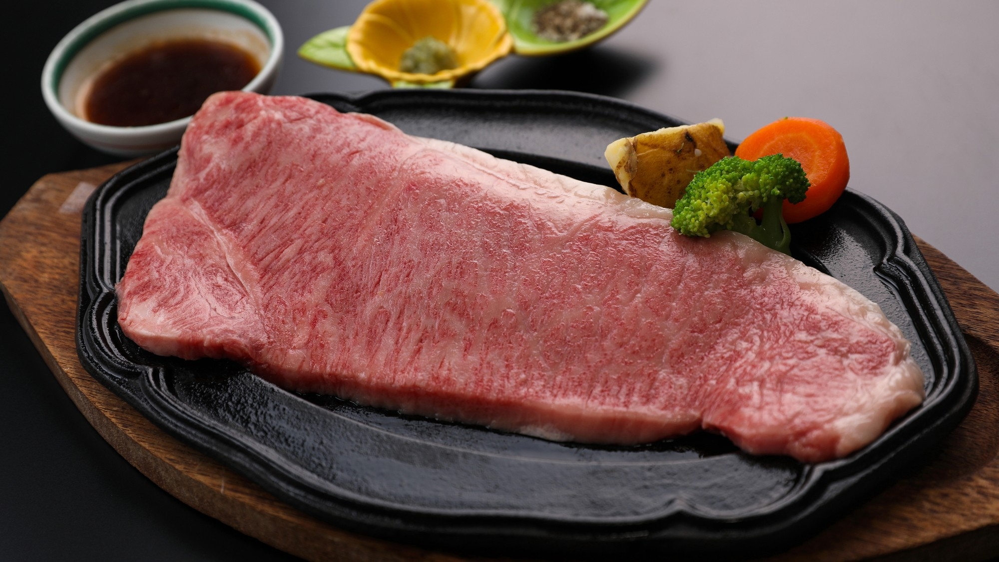 【2食付/グレードアップ】丹泉ホテル満喫プラン＋米沢牛サーロインステーキの贅沢プラン【個室食】