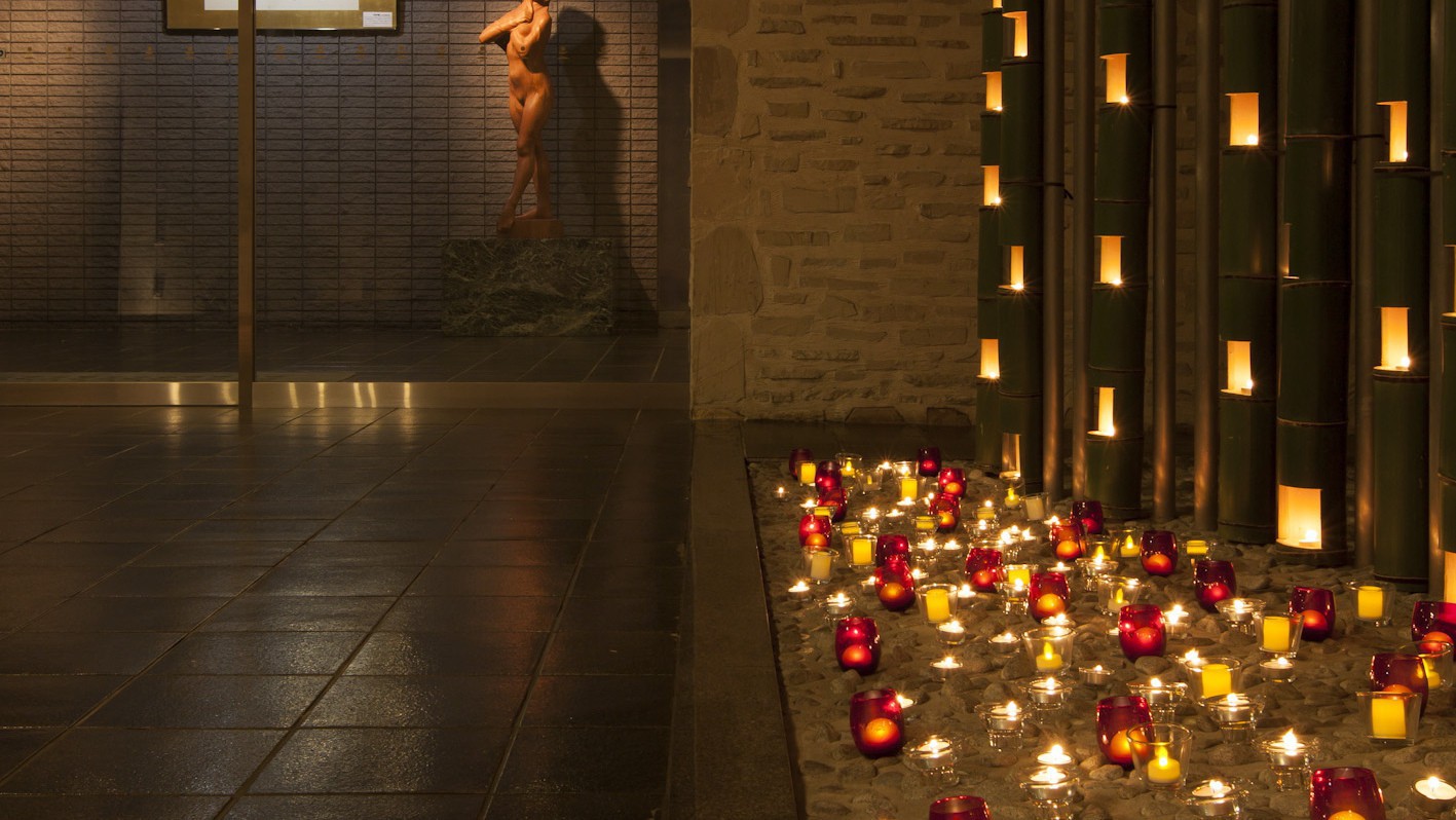 12/23・24・25の3日間限定！クリスマスビュッフェ　アルコール飲み放題とBINGO＆コンサート