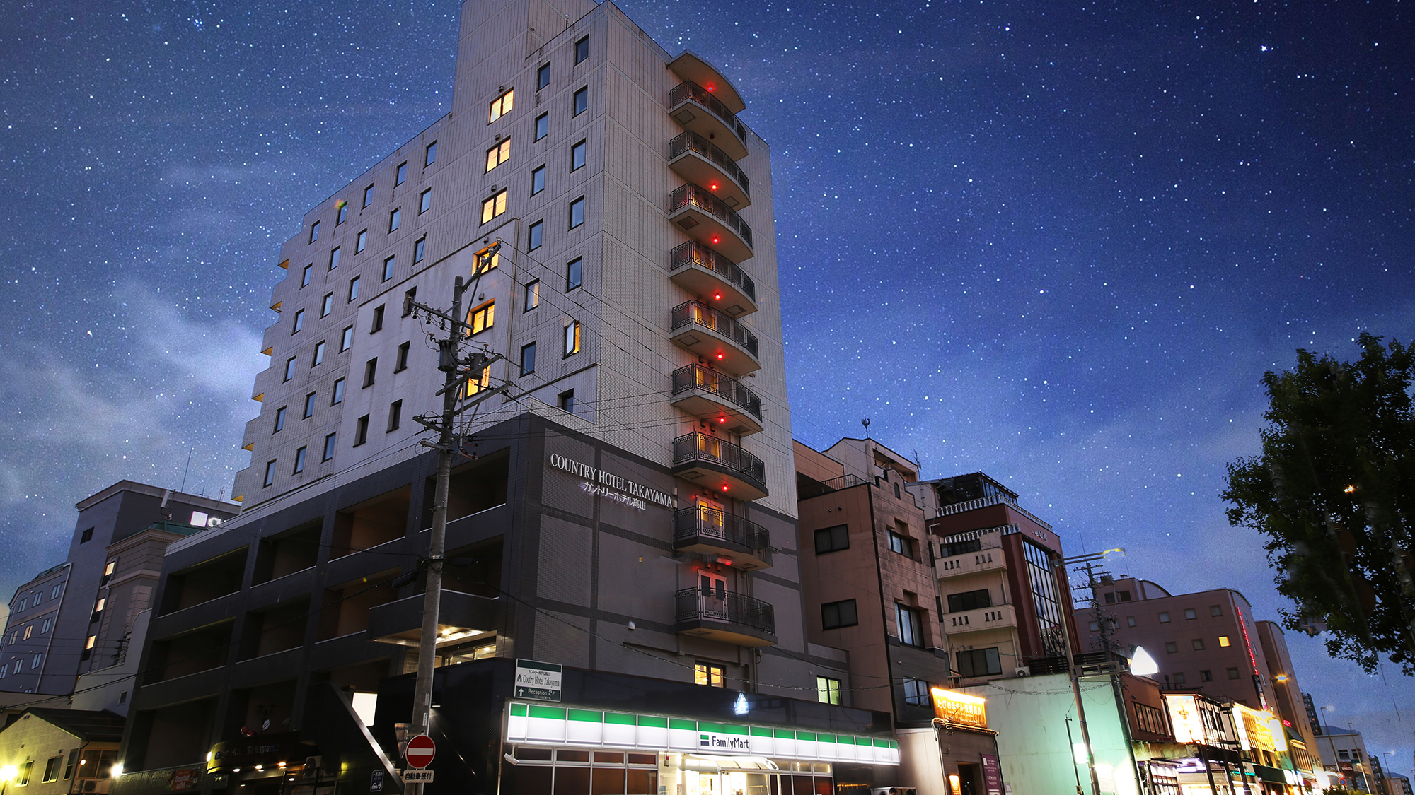 ＜JR高山駅より徒歩1分！＞旅のご予定も立てやすい快適立地。