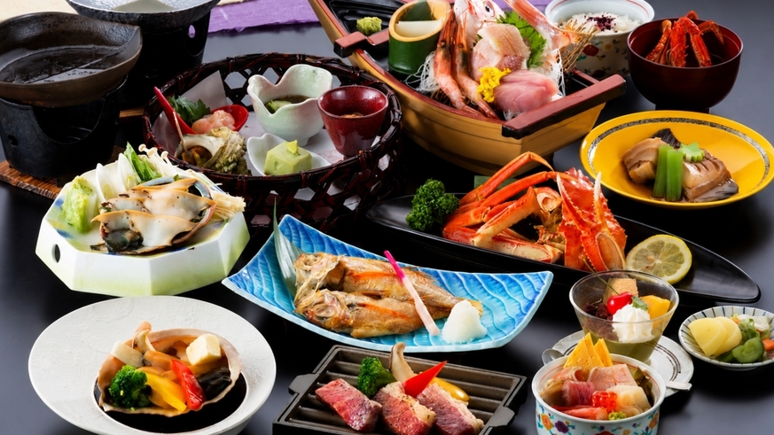【越後三大味覚グルメ会席】★【本ズワイガニ×越後牛×ノドグロ】新潟の旬の料理に舌鼓