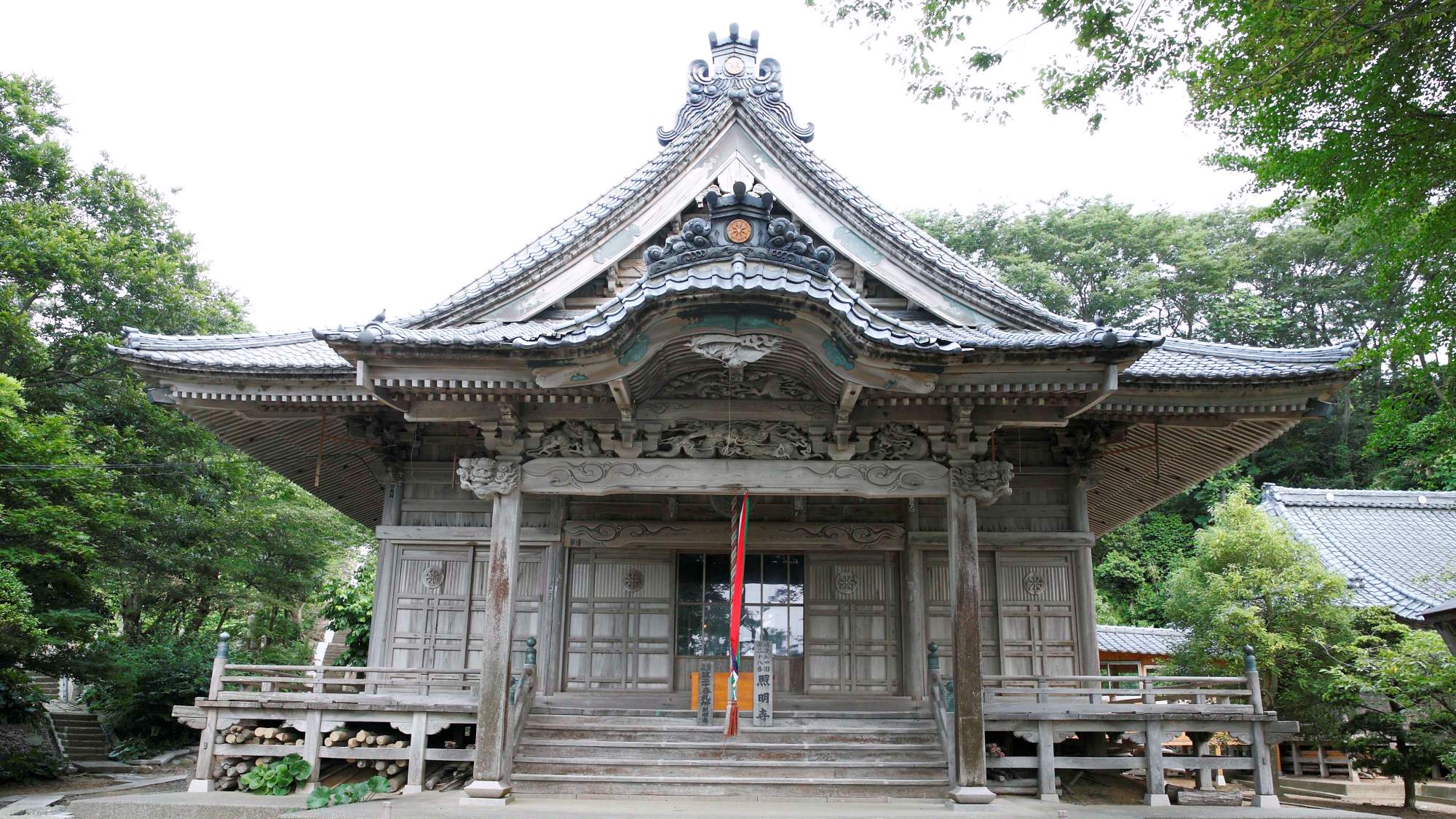 【如意山　照明寺】