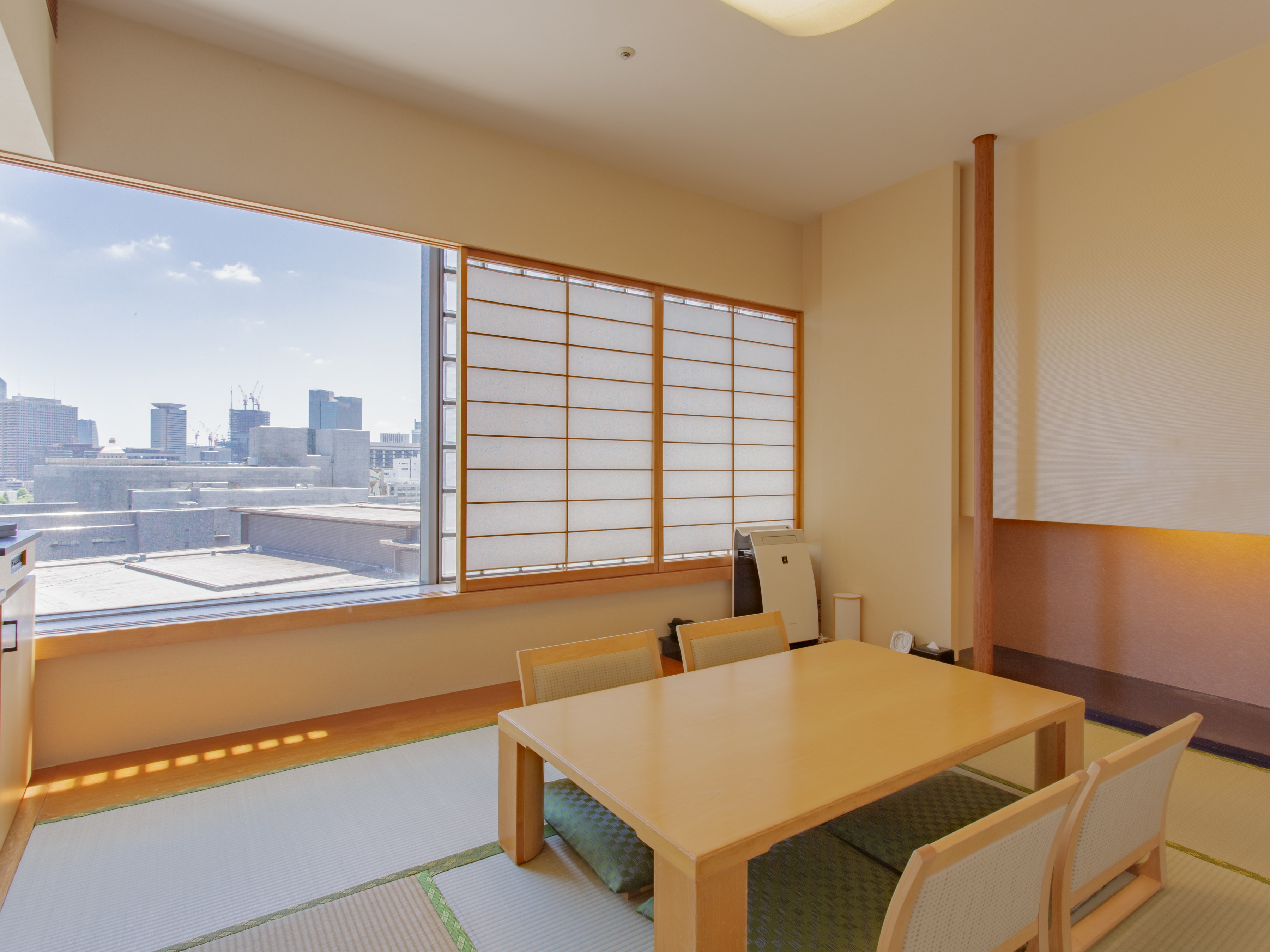 和室6畳（皇居側）