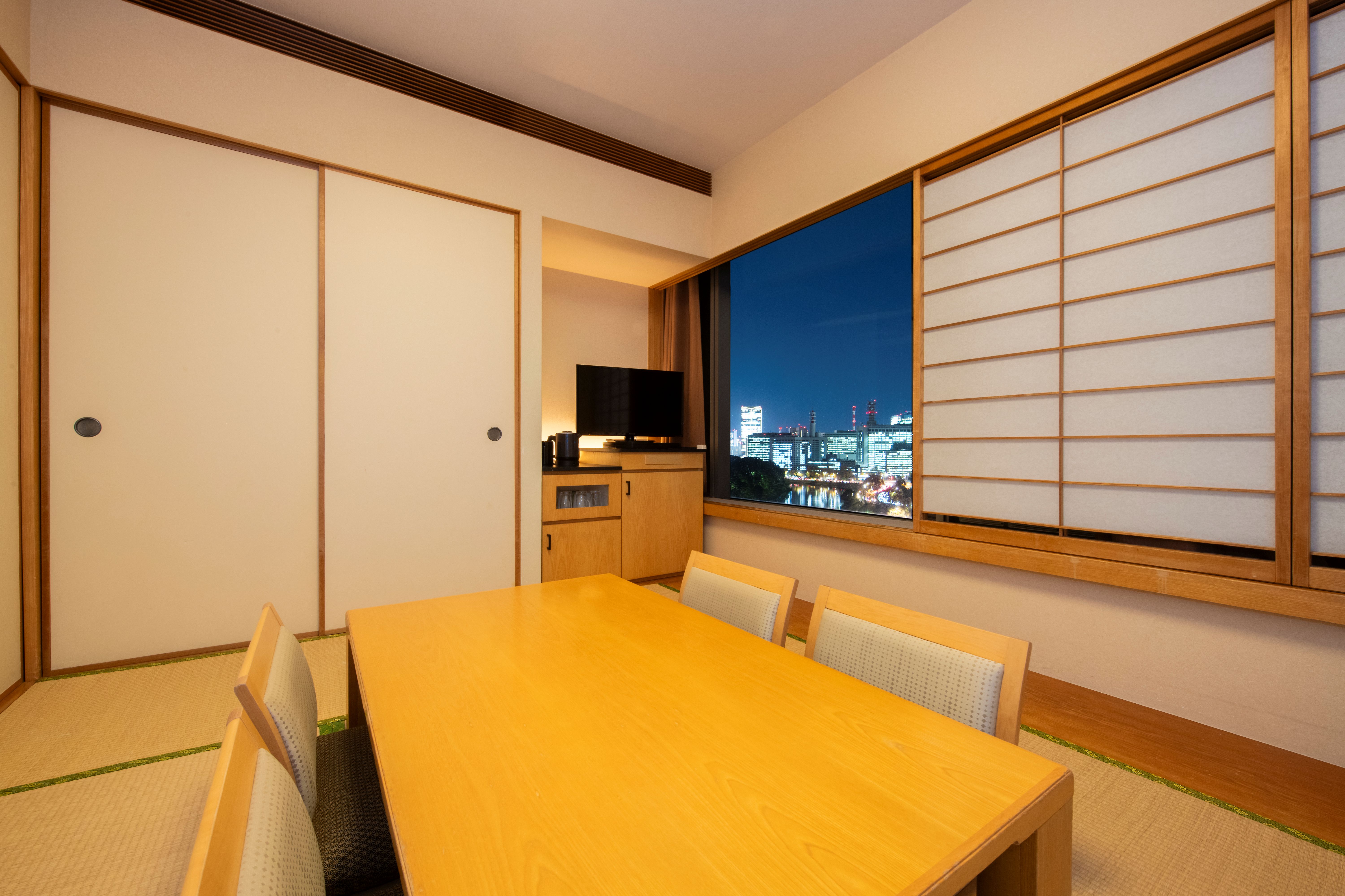 和室6畳（皇居側）