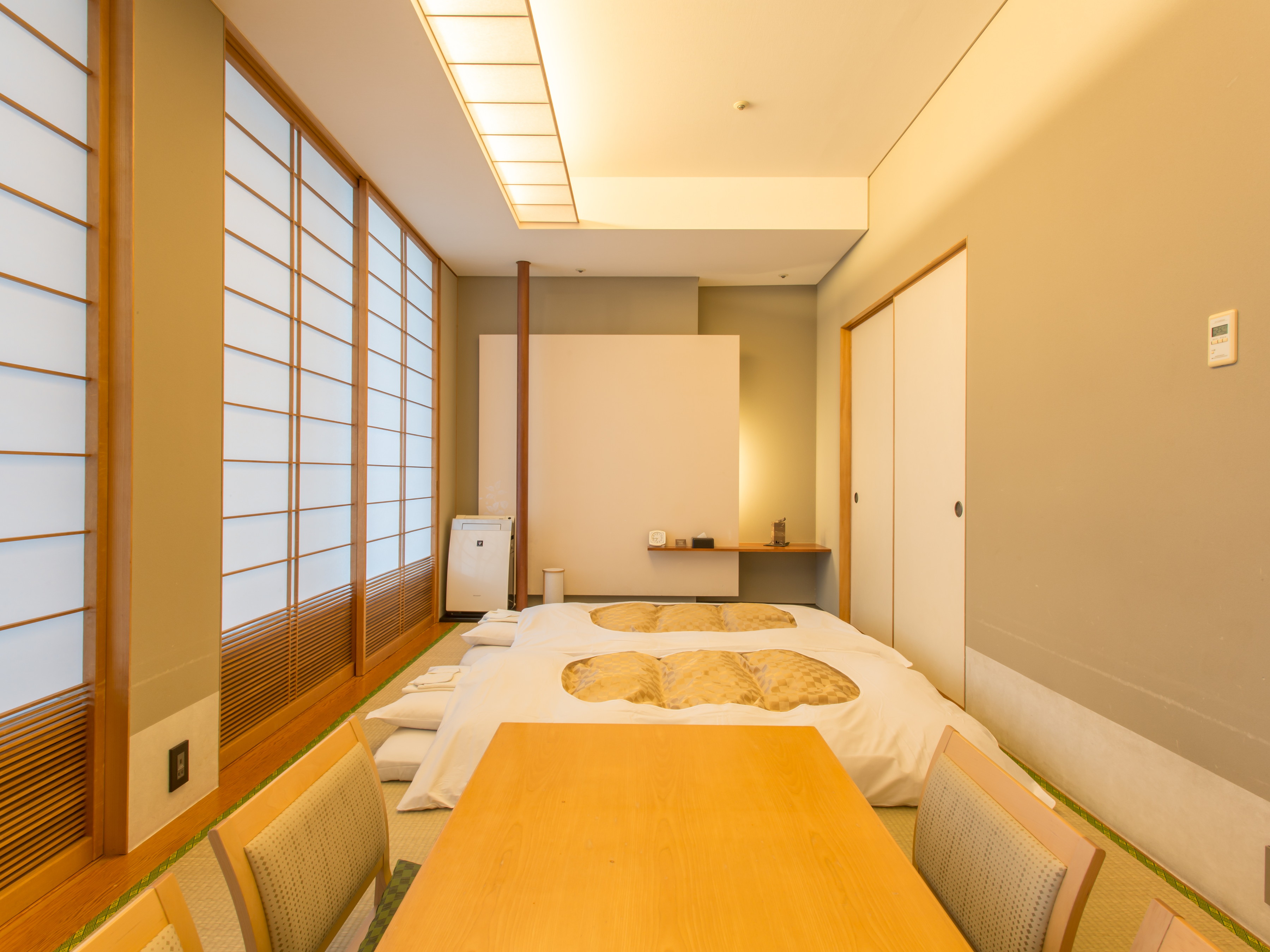 和室9畳（皇居側・バストイレ別）