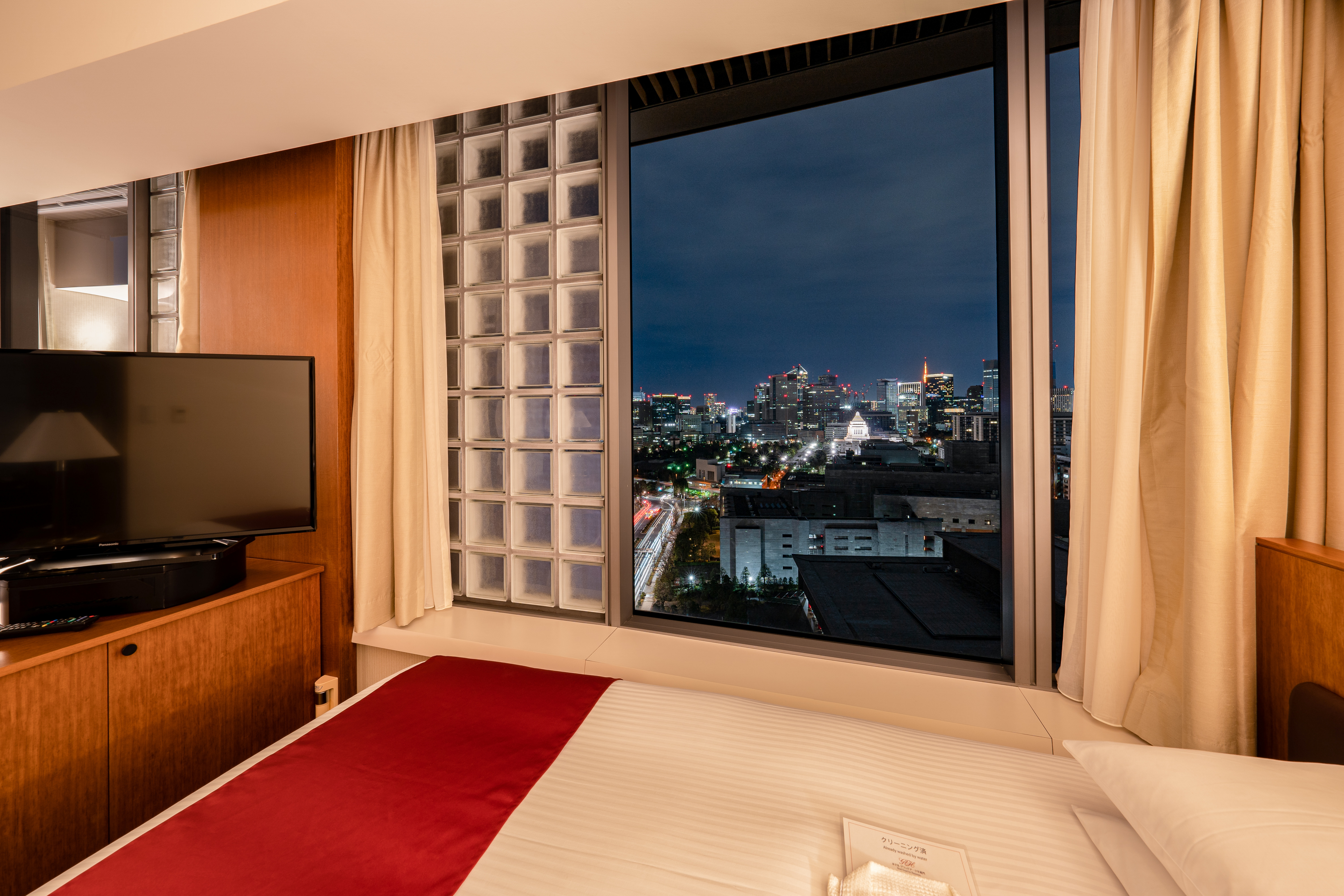 デラックスツイン（37㎡・ベッド幅110cm）