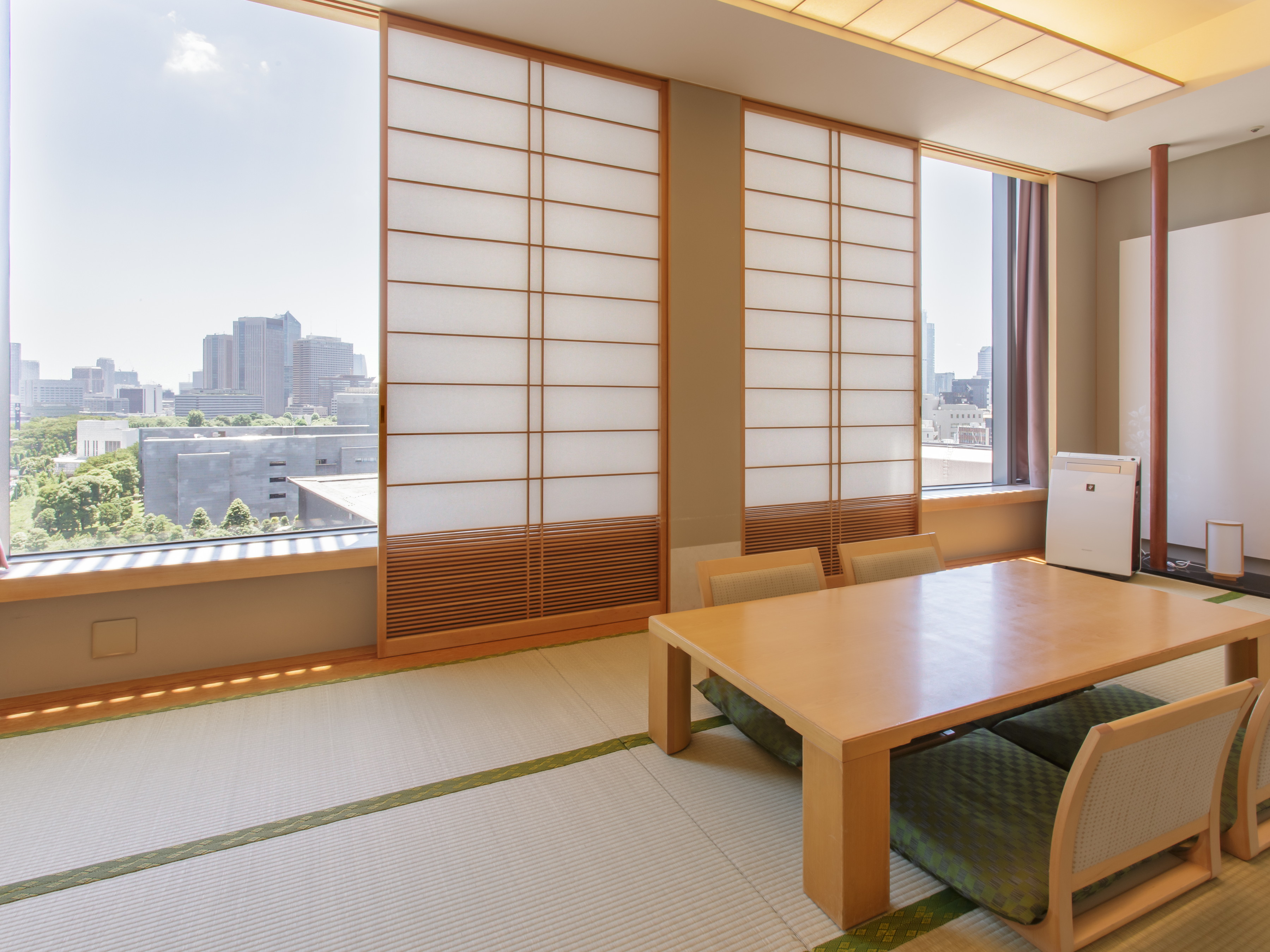 和室9畳（皇居側・バストイレ別）