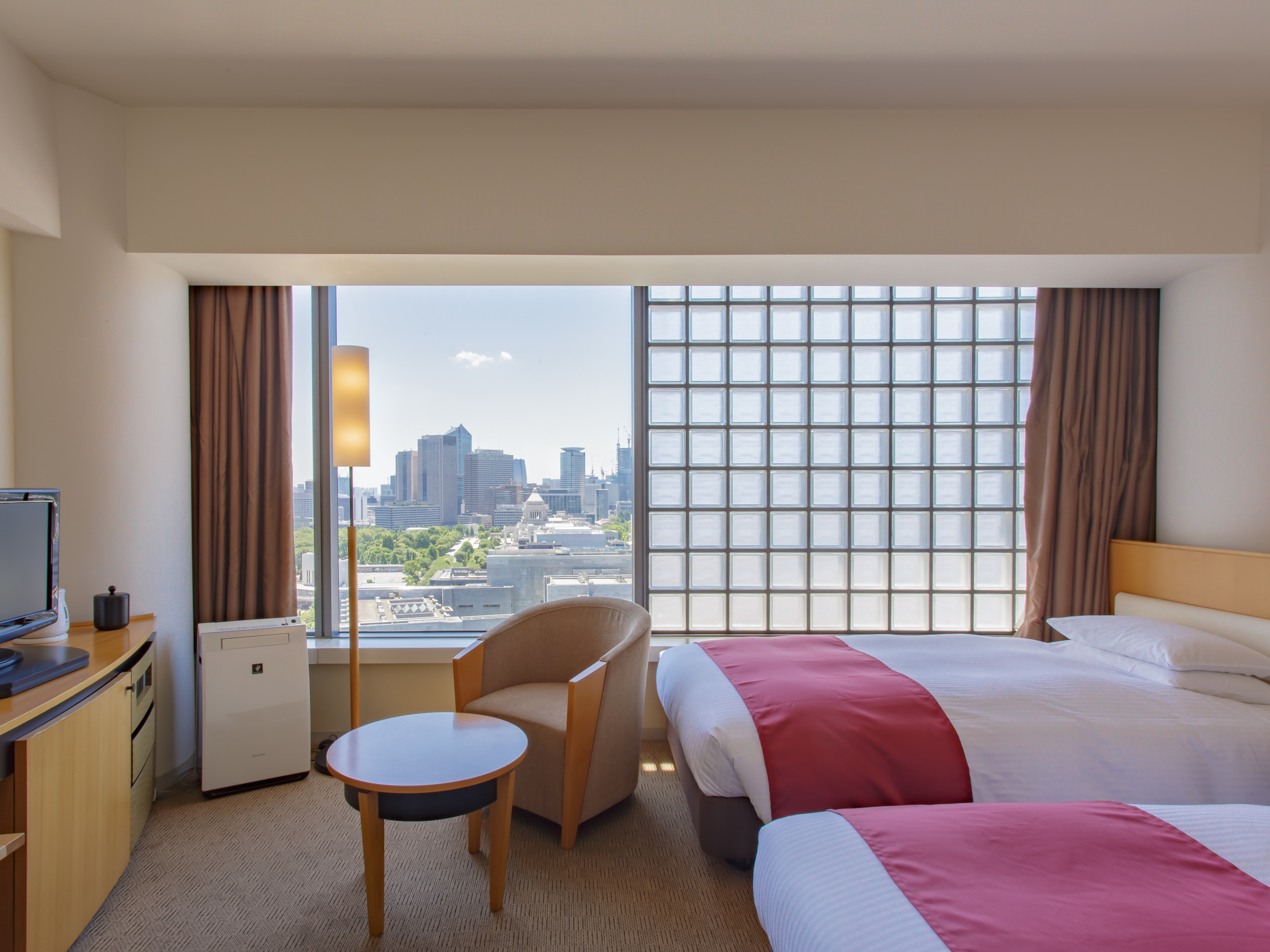 ツイン（28㎡・皇居側）