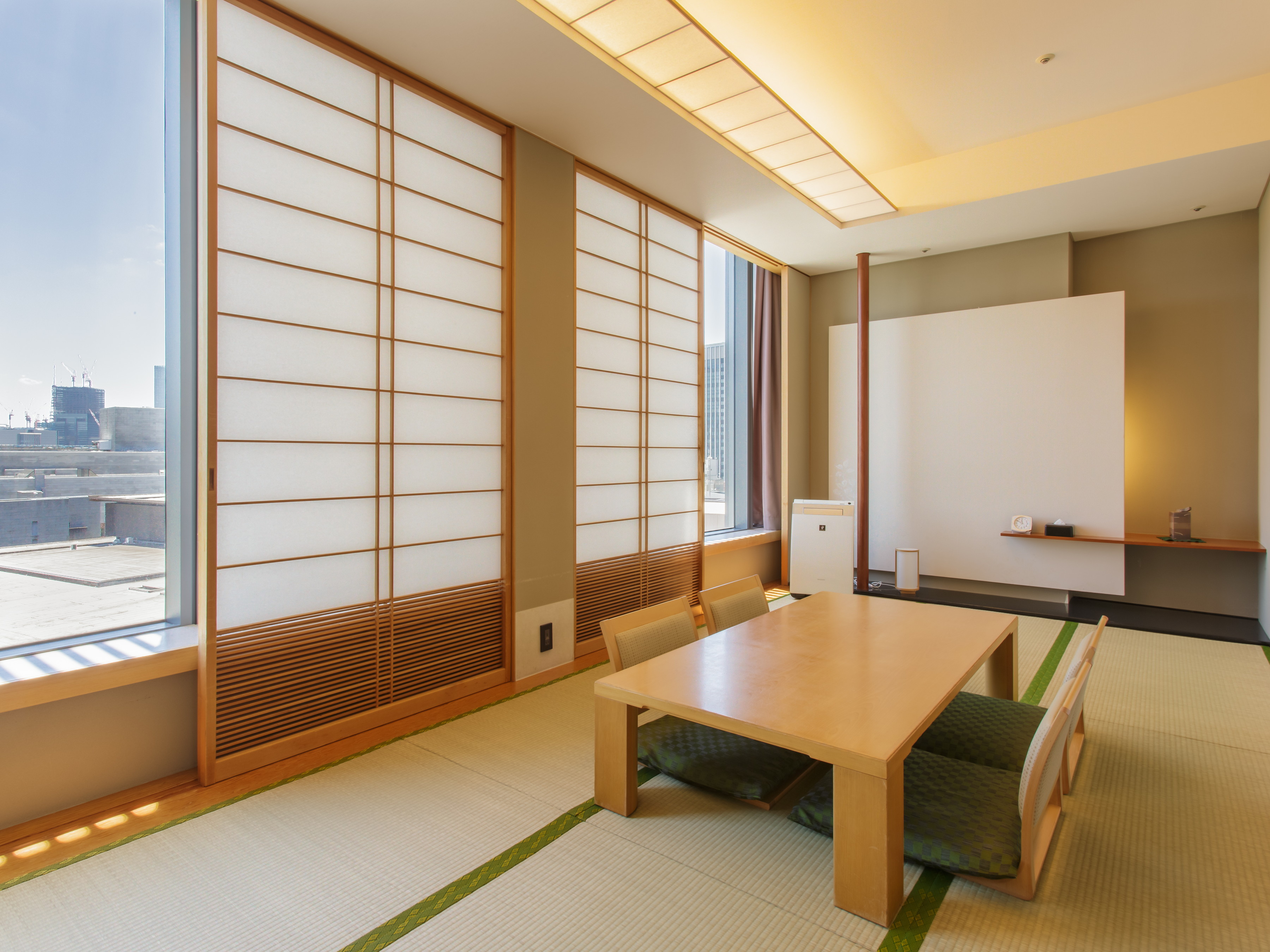 和室9畳（皇居側・バストイレ別）