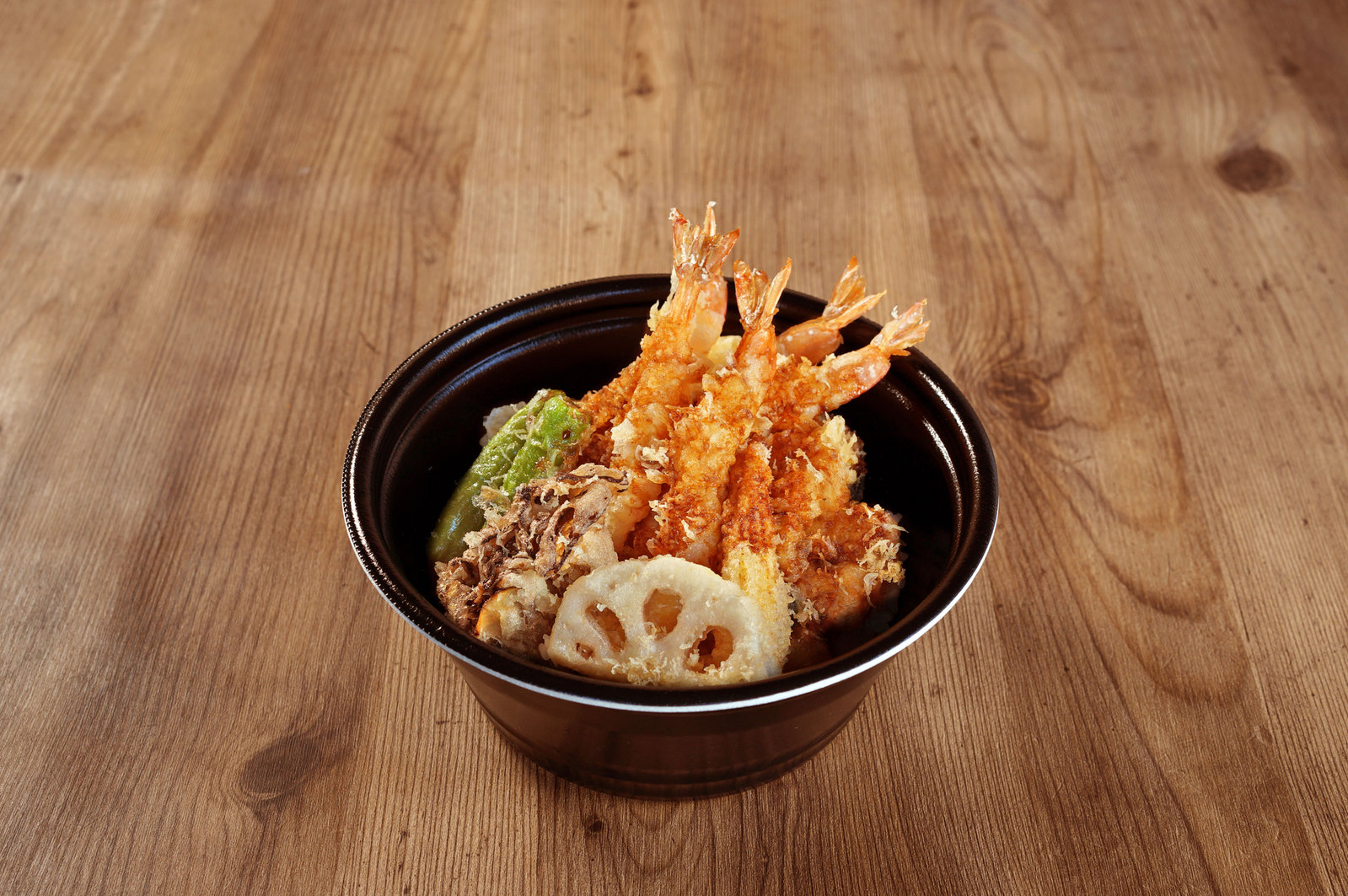 【シェフ特製☆グルメボックスプラン】海老天５本！贅沢天丼を客室でごゆっくりお召し上がりください♪