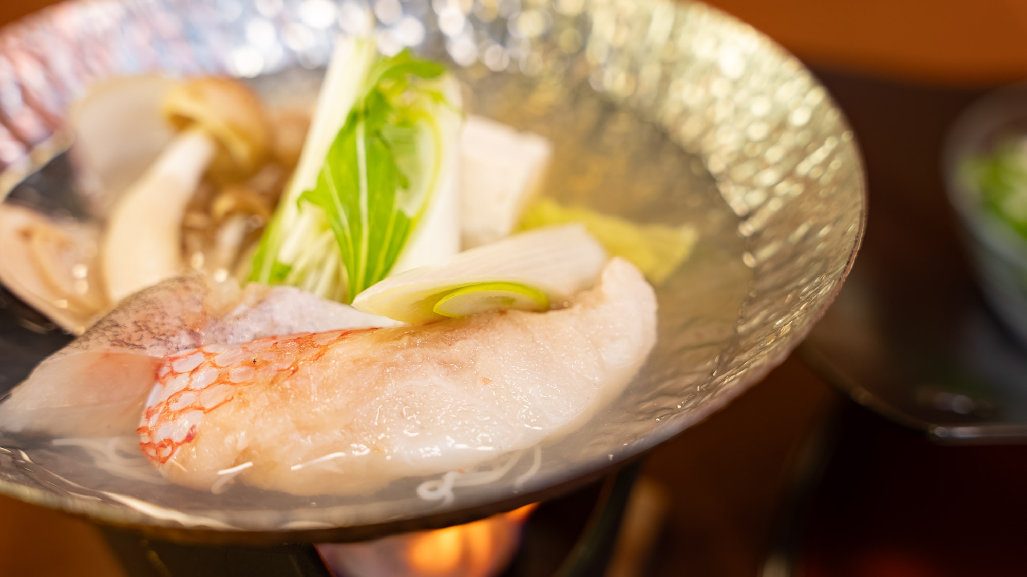 【ビジネス定食☆2食付】お得な価格で出張応援！ごはん味噌汁お代わり自由