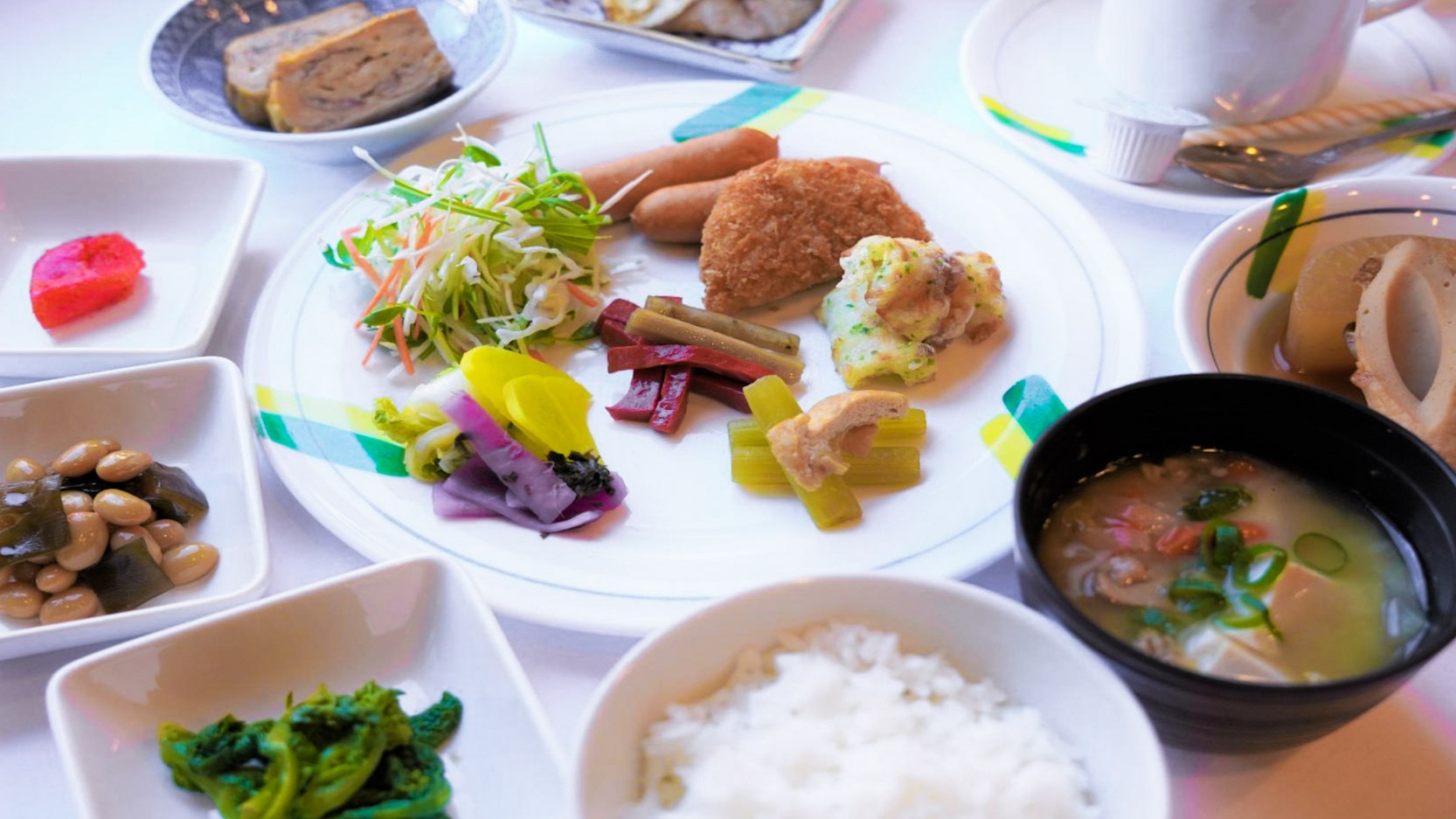 ご利用時間　６：３０〜９：００