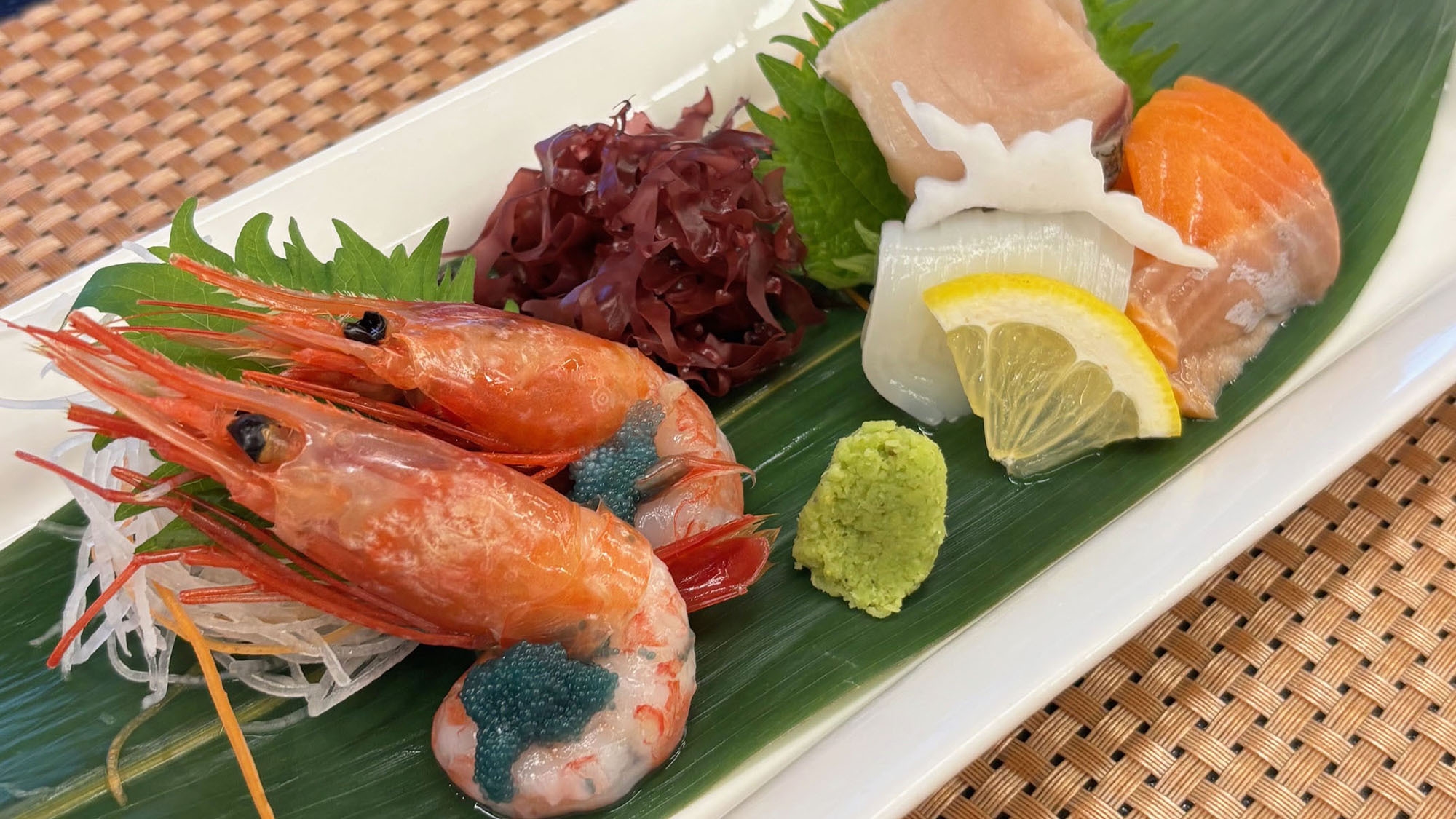 【南蛮海老会席】＜お造り・鍋物・揚げ物など5品が海老！＞甘みと味噌の濃厚さを味わう新潟沖の海老づくし