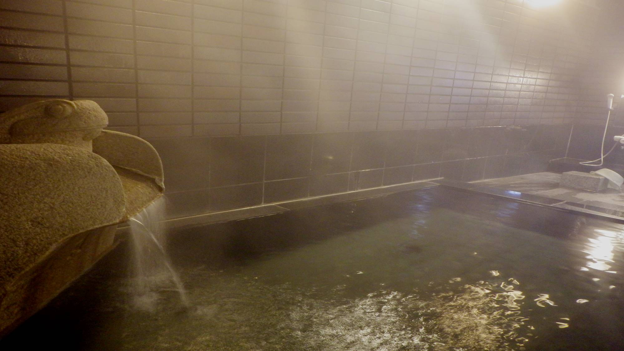 *【湯口】天然温泉が疲れた体にじんわり効きます♪