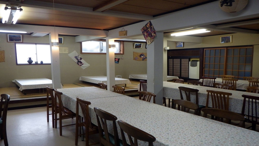 *【食堂】朝夕ともに、お食事はこちらにご用意致します。