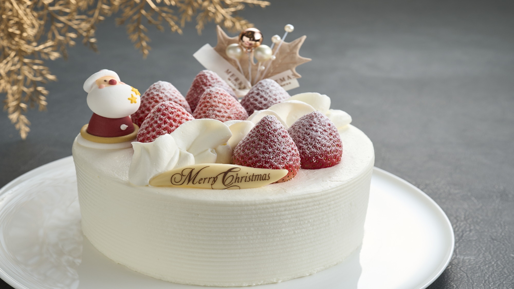 【ROYAL Christmas】パティシエ特製クリスマスケーキ付ステイ〜タワーフロア《特別朝食》〜