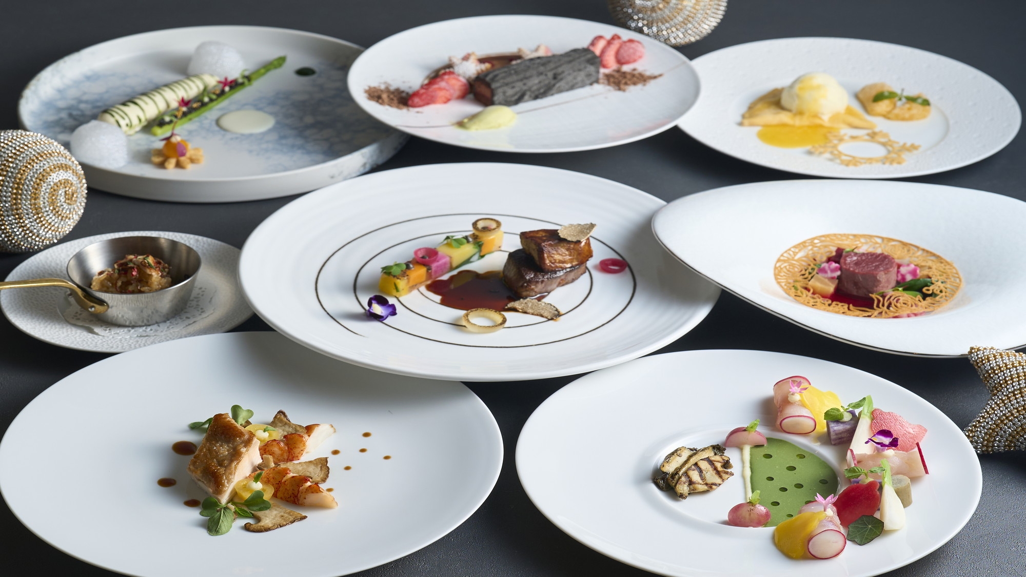 ★クリスマス限定★28階 フレンチクリスマスディナー付〜スーペリアフロア＜2食付＞〜