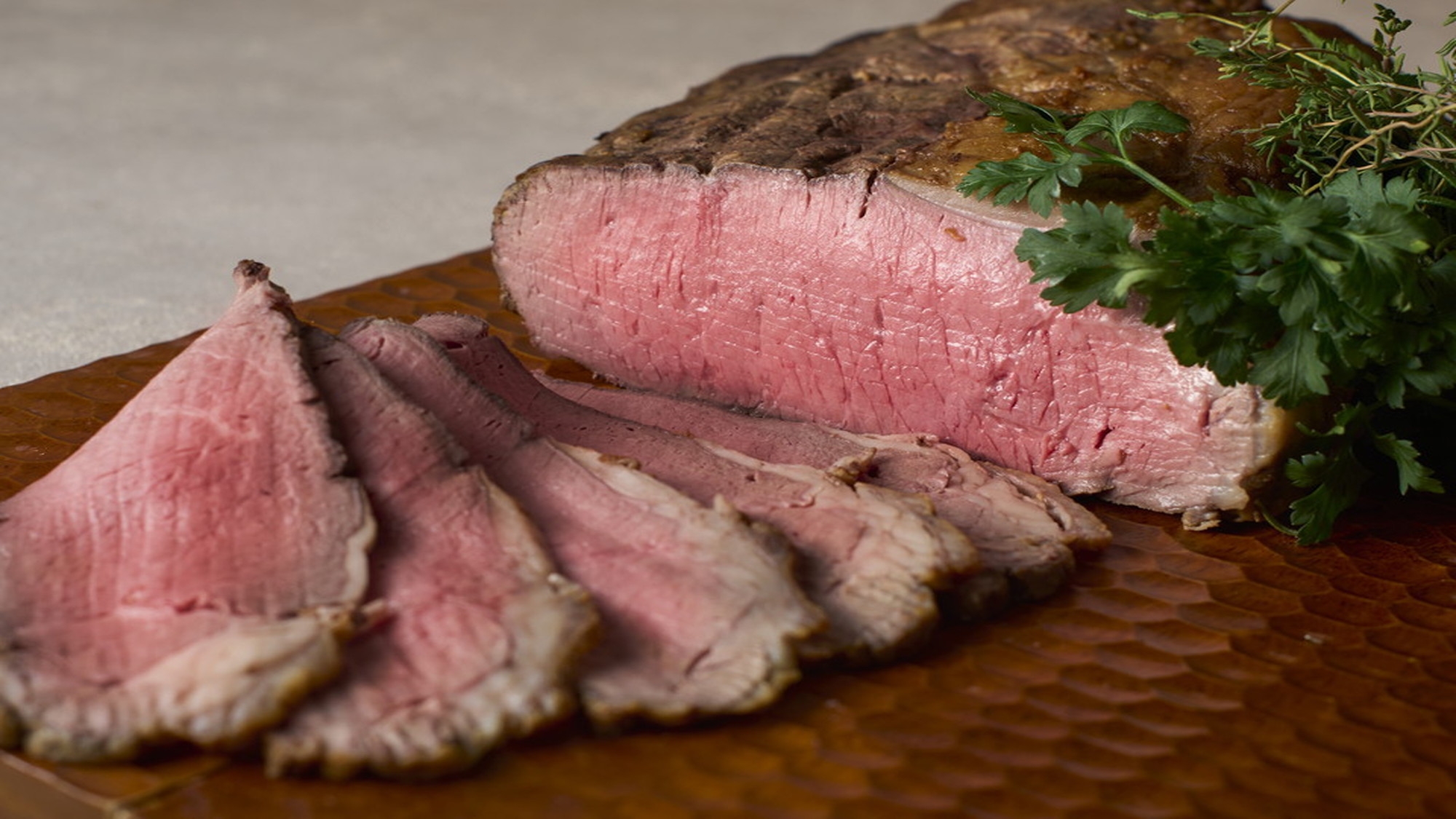 【年末限定】ホテルのご馳走食べ放題〜フルビュッフェ付〜スーペリアフロア14階以上《2食付》