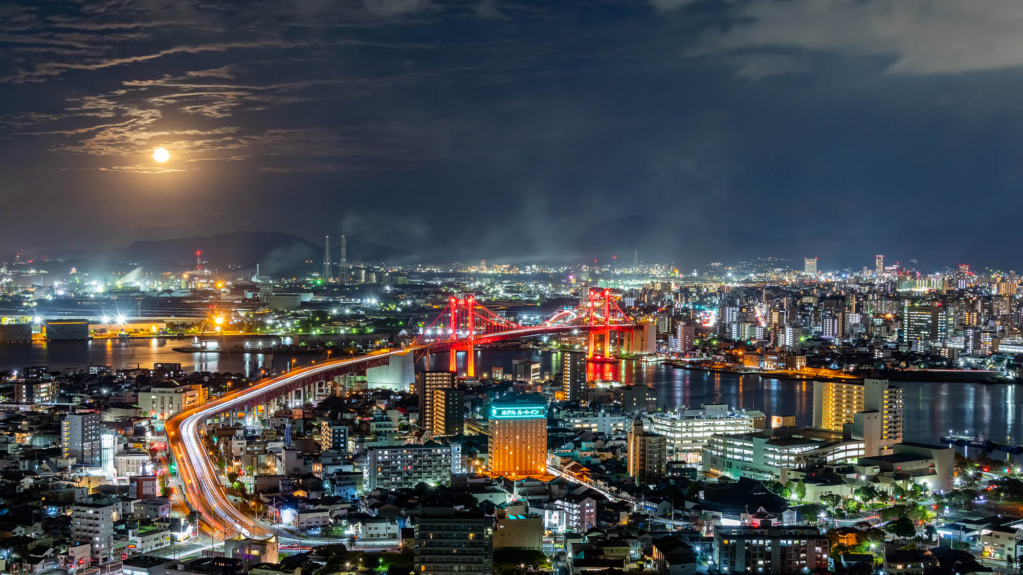 【日本新三大夜景都市認定】北九州市  高塔山公園からの夜景