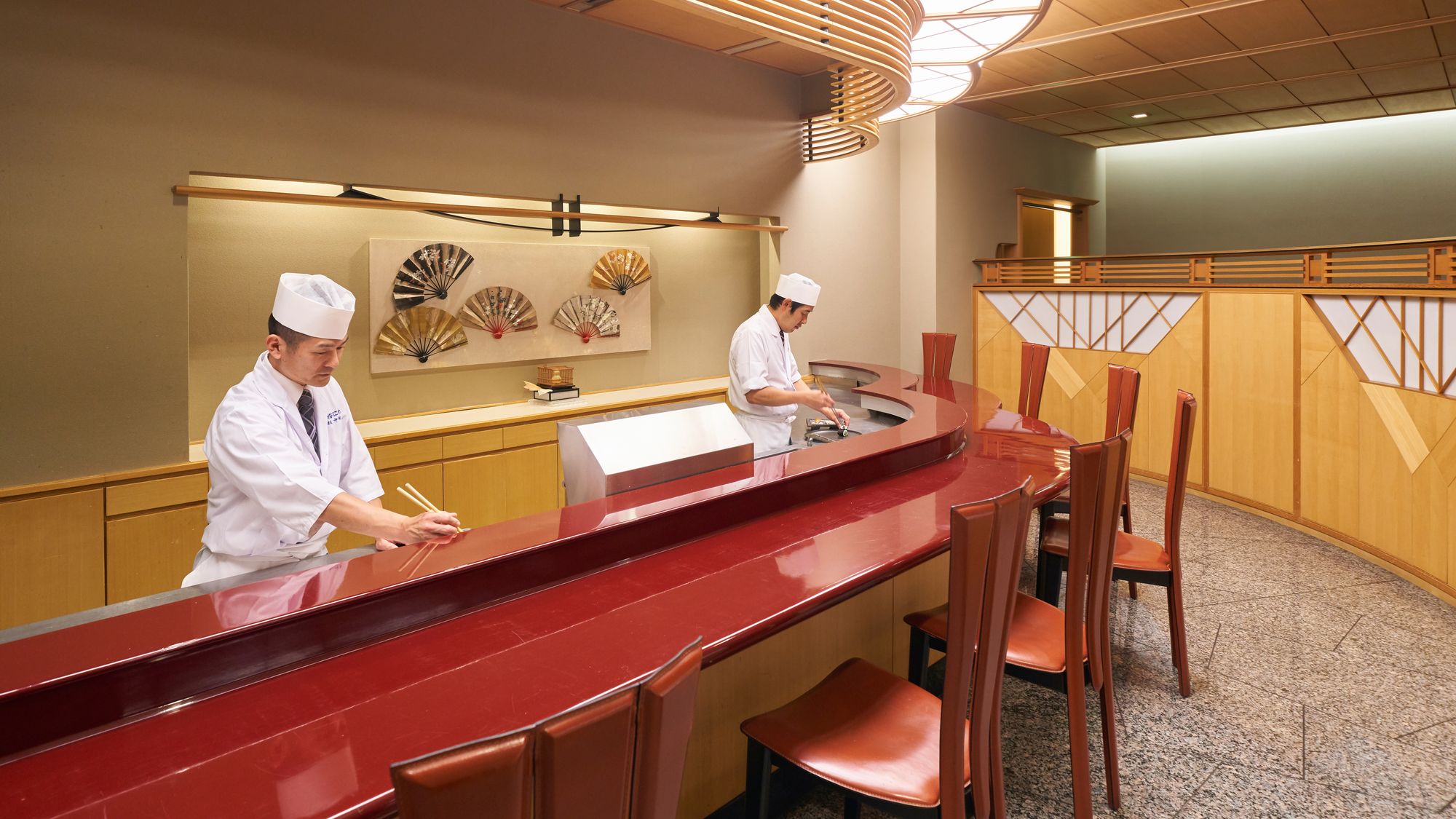 1階 天ぷら・寿司【皿倉】天ぷらカウンター