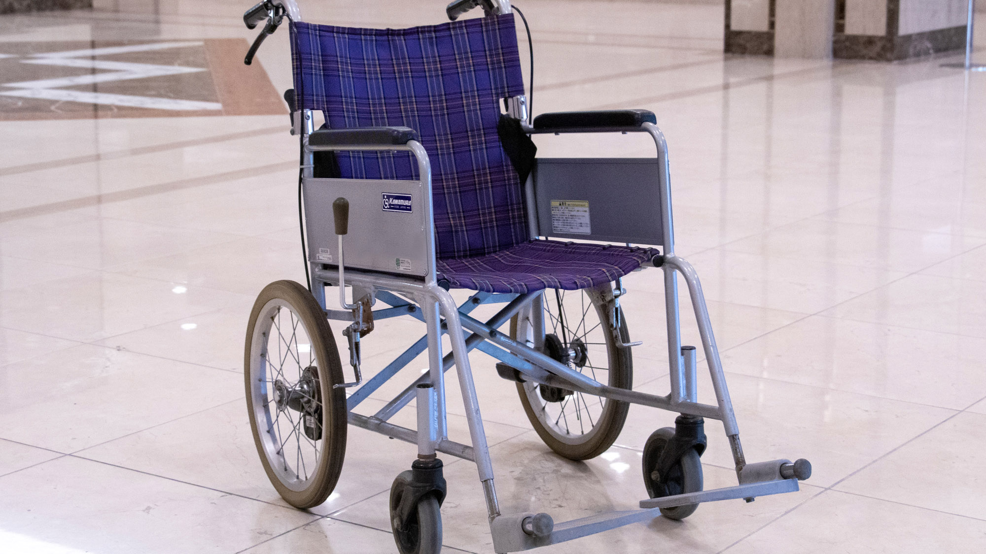 車椅子、ランドリー、マッサージ、宅配便など各種サービスをご用意しております。