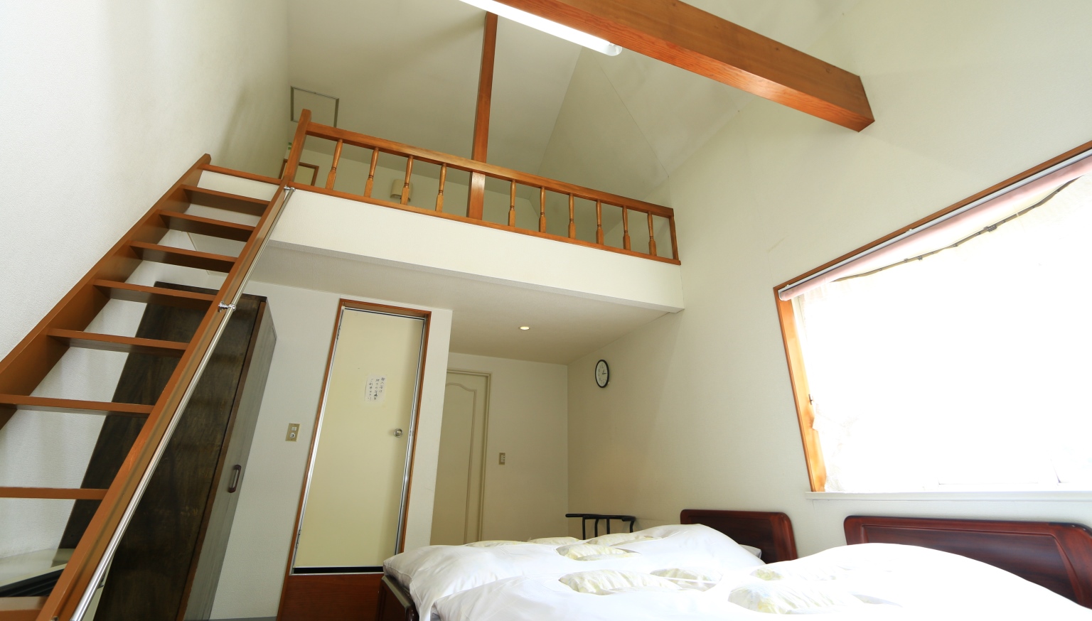 洋室のお部屋になります。