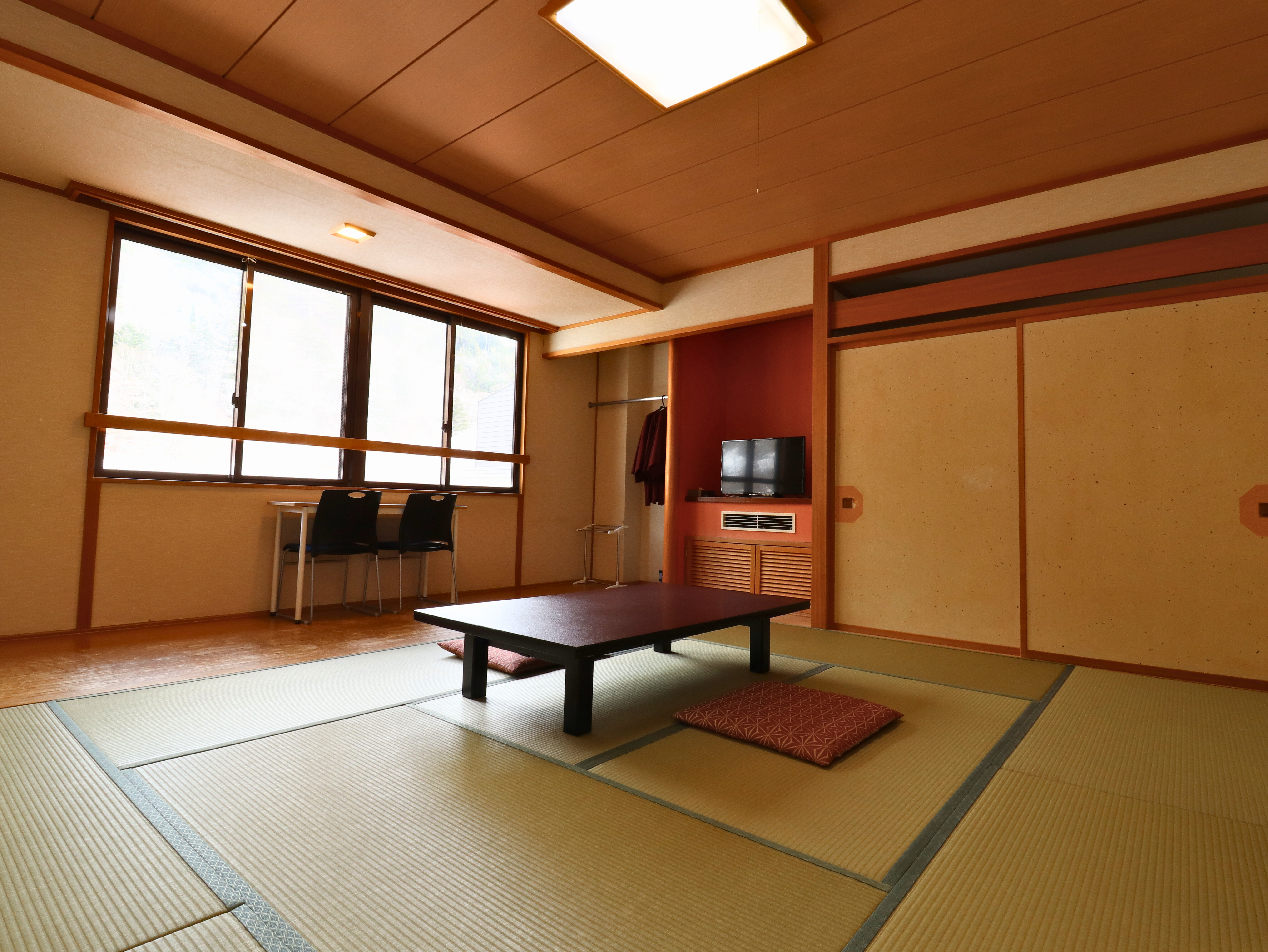 【客室一例】和室10畳