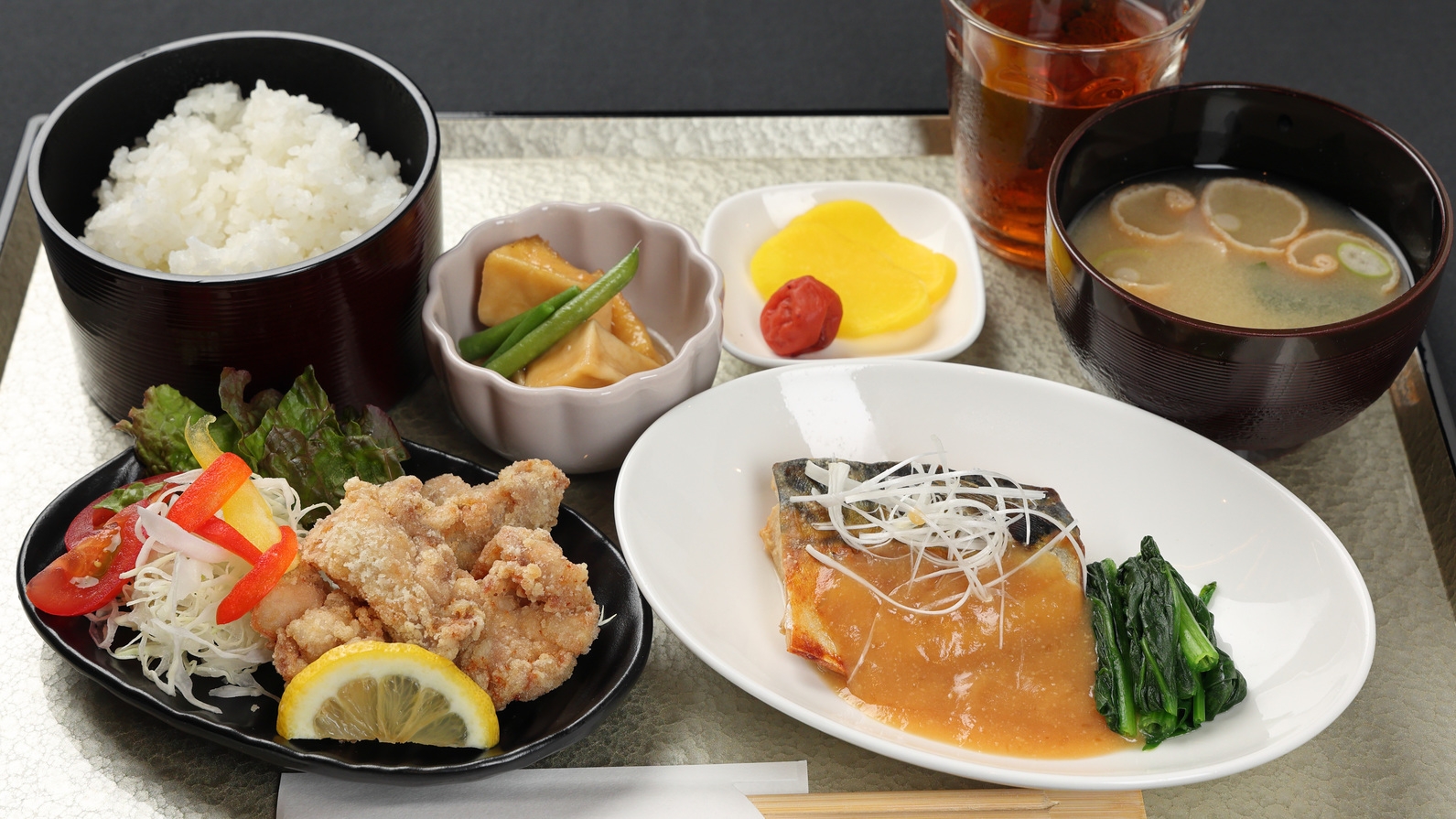 【夕食付プラン】鯖江ICより車で30秒！無料駐車場完備！コンビニまで徒歩30秒の好立地