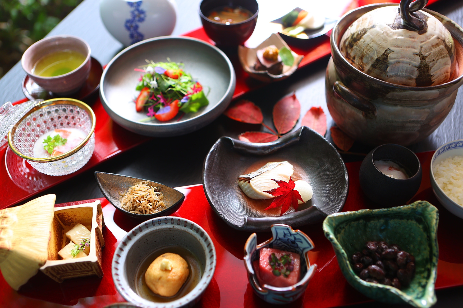 【離れ・露天風呂付】1泊1食 / お部屋でゆったり和朝食膳