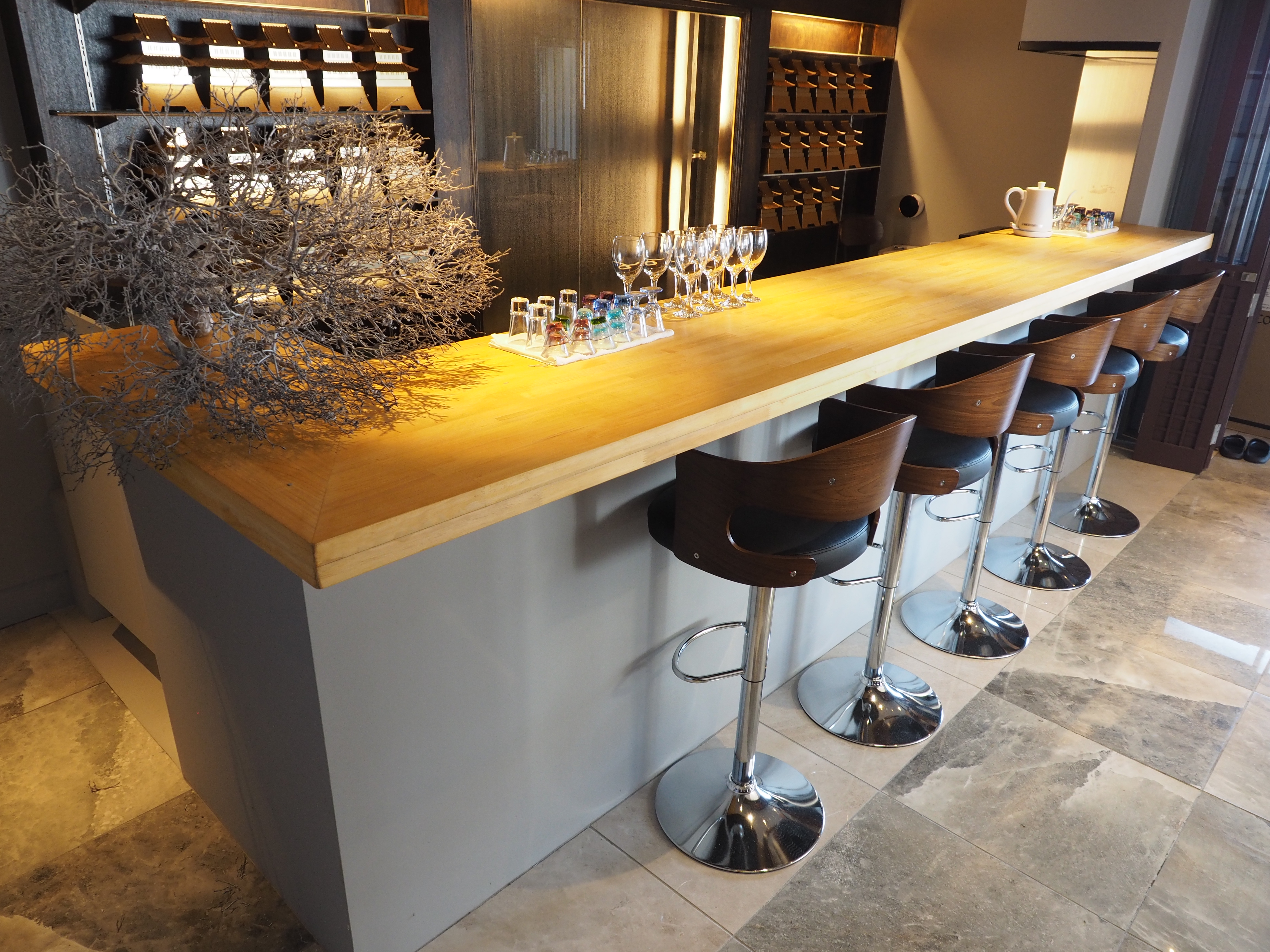 フロント＆BAR