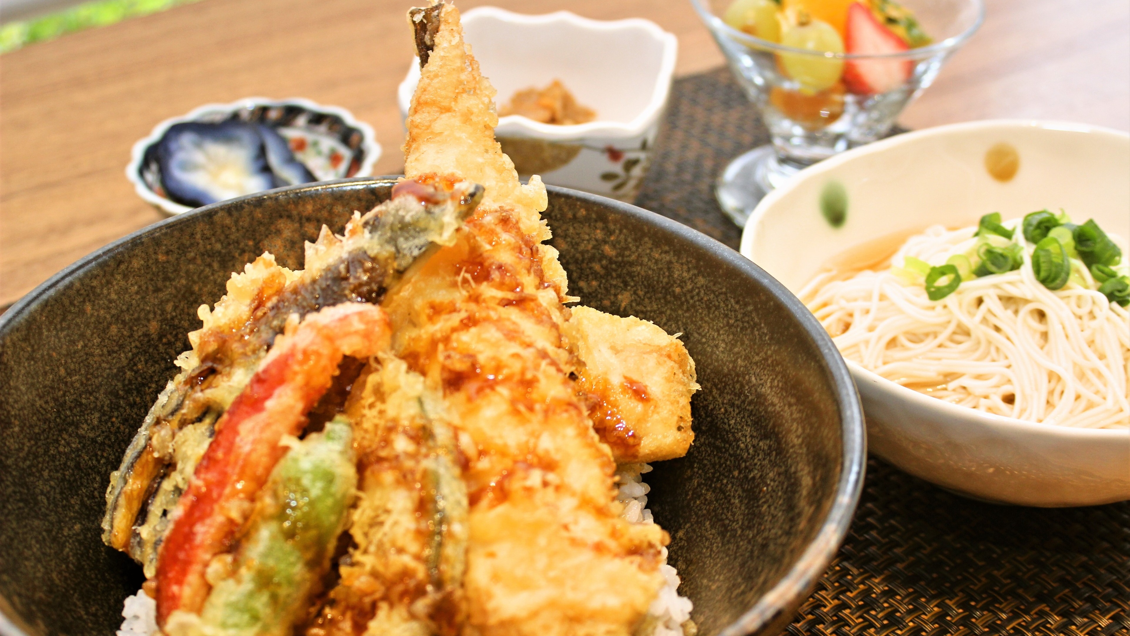 【6・7月ディナー】三陸産穴子天丼と白石温麺御膳<￥3,500-(税サ込)>